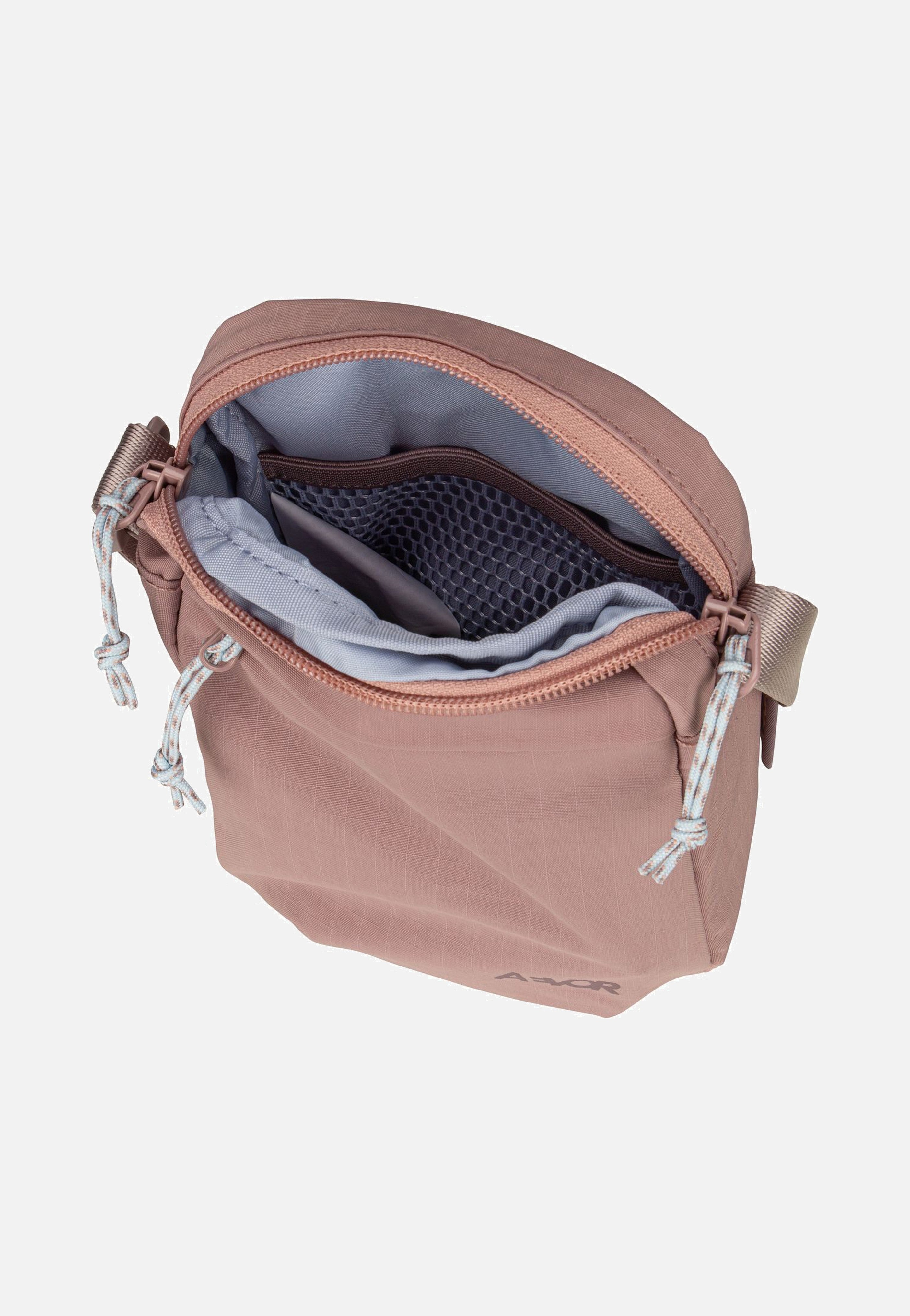 AEVOR - Easy Ride Pouch Rosewood - Crossbody Bag | Neutral-Image