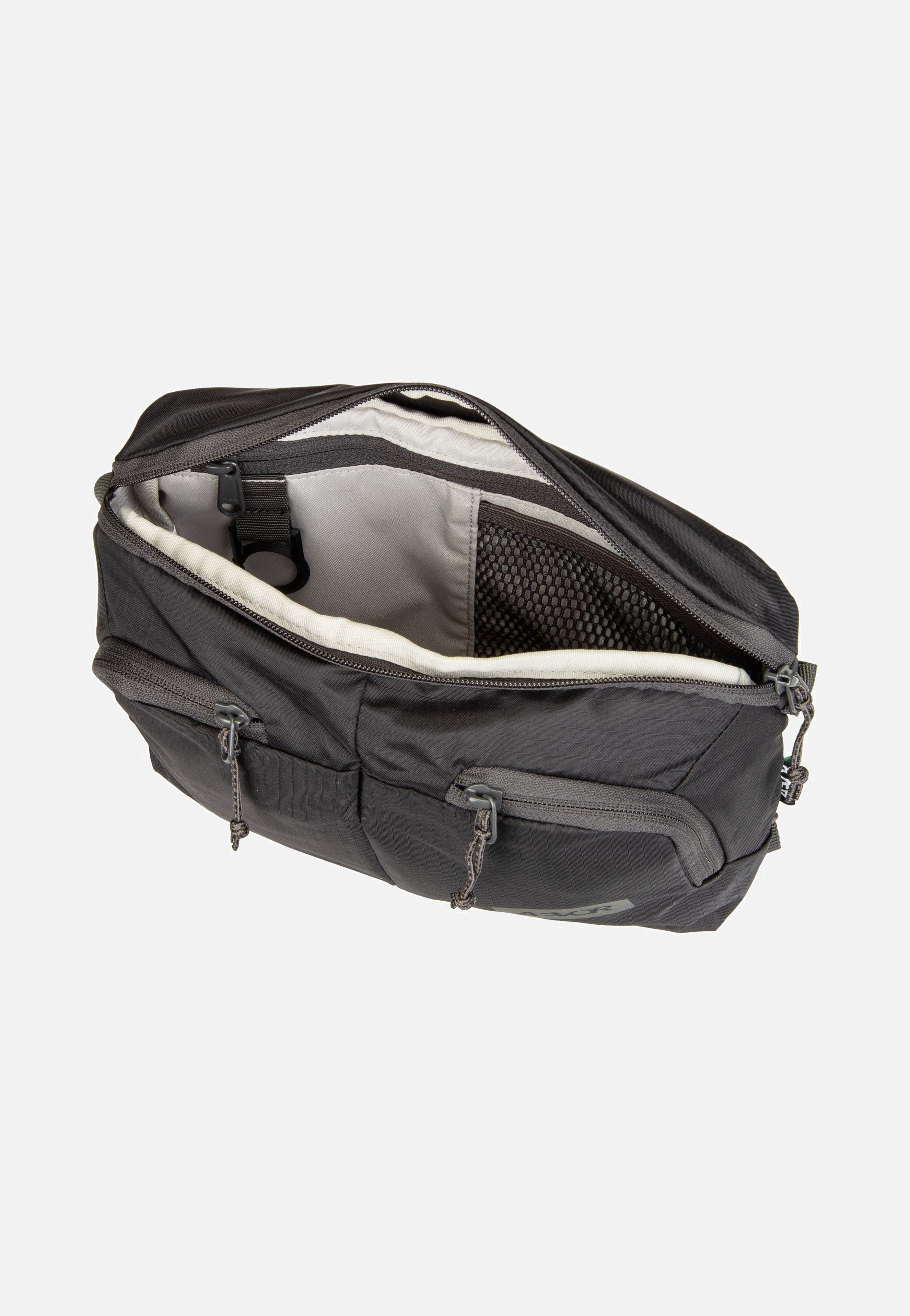 AEVOR Sacoche Bag Ripstop Black Charcoal Crossbody Bag