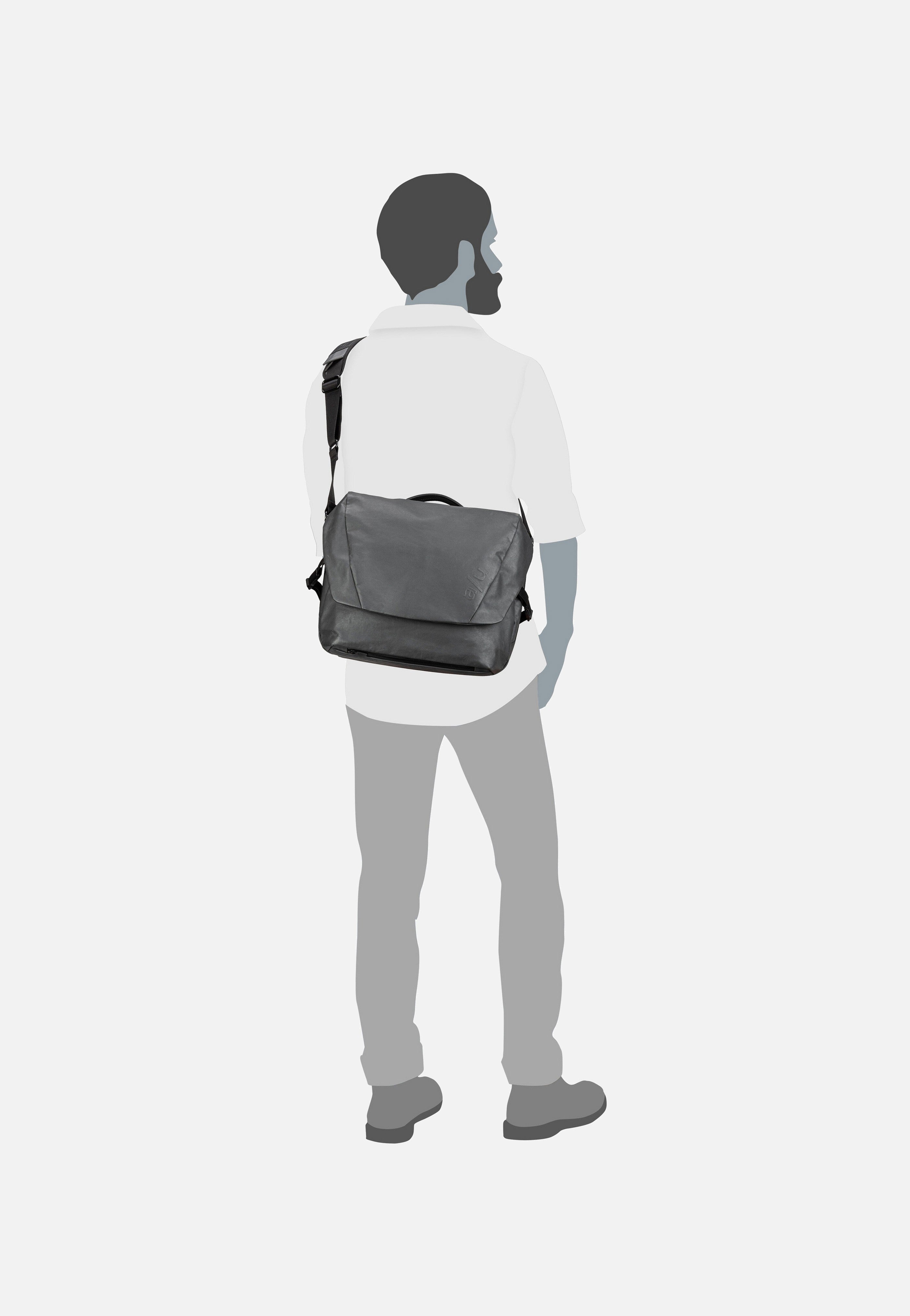aunts & uncles - Yamakuni RE Volcanic Ash - Messenger Bag | Neutral-Image