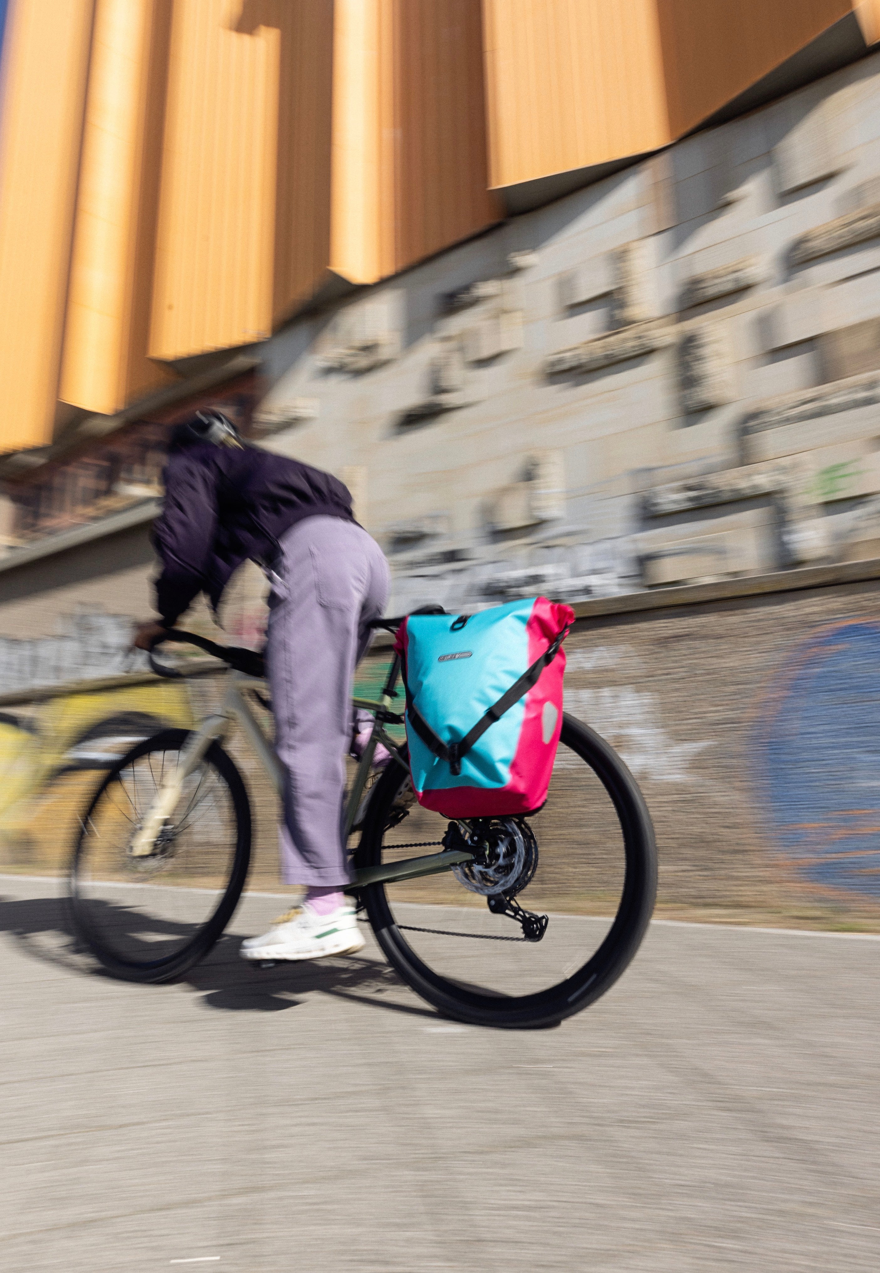 ORTLIEB Back-Roller Cyber QL2.1 Cyber Blue/Pink Bike Bag