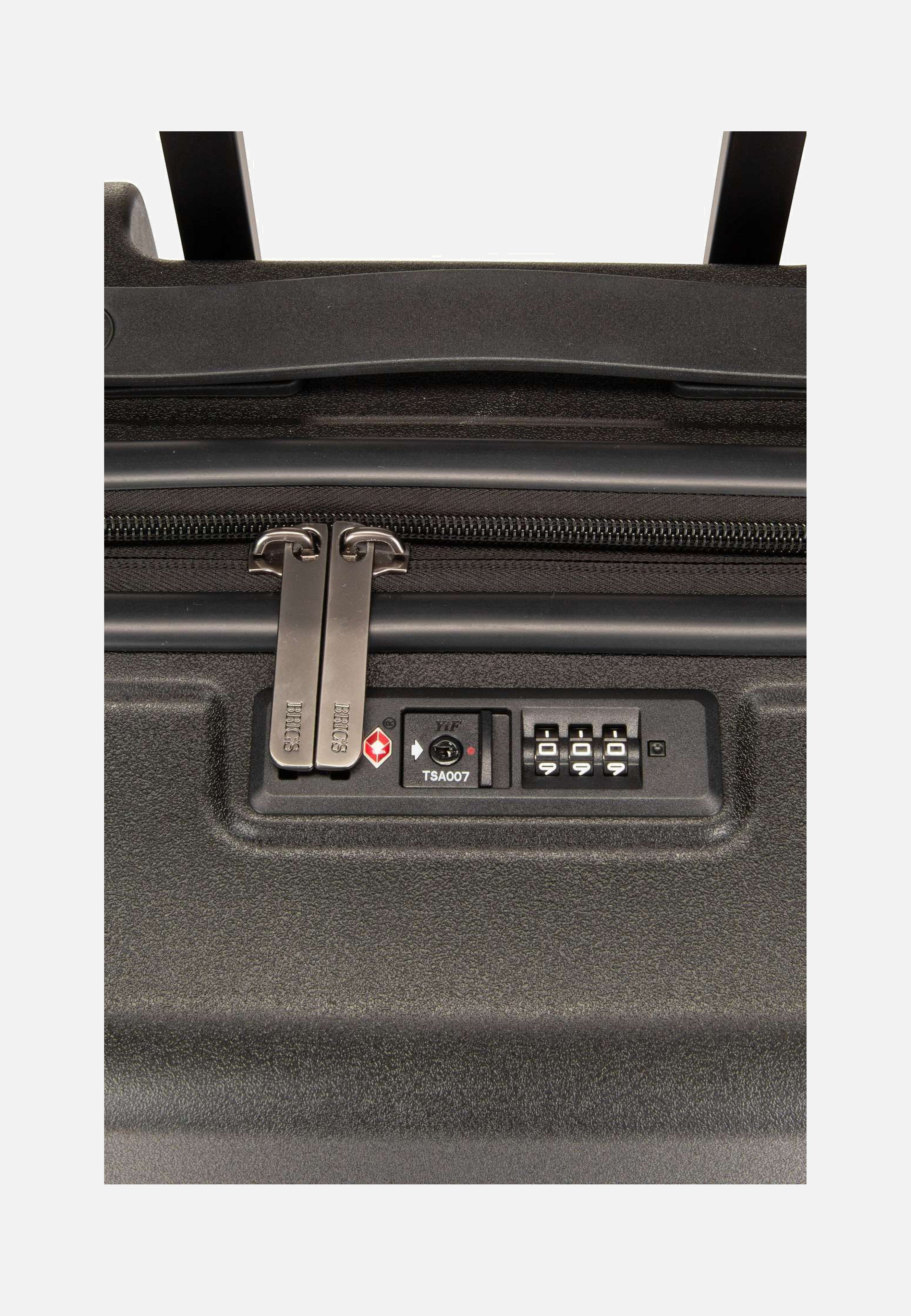 Bric's Ulisse Trolley 8427 Nero Suitcase