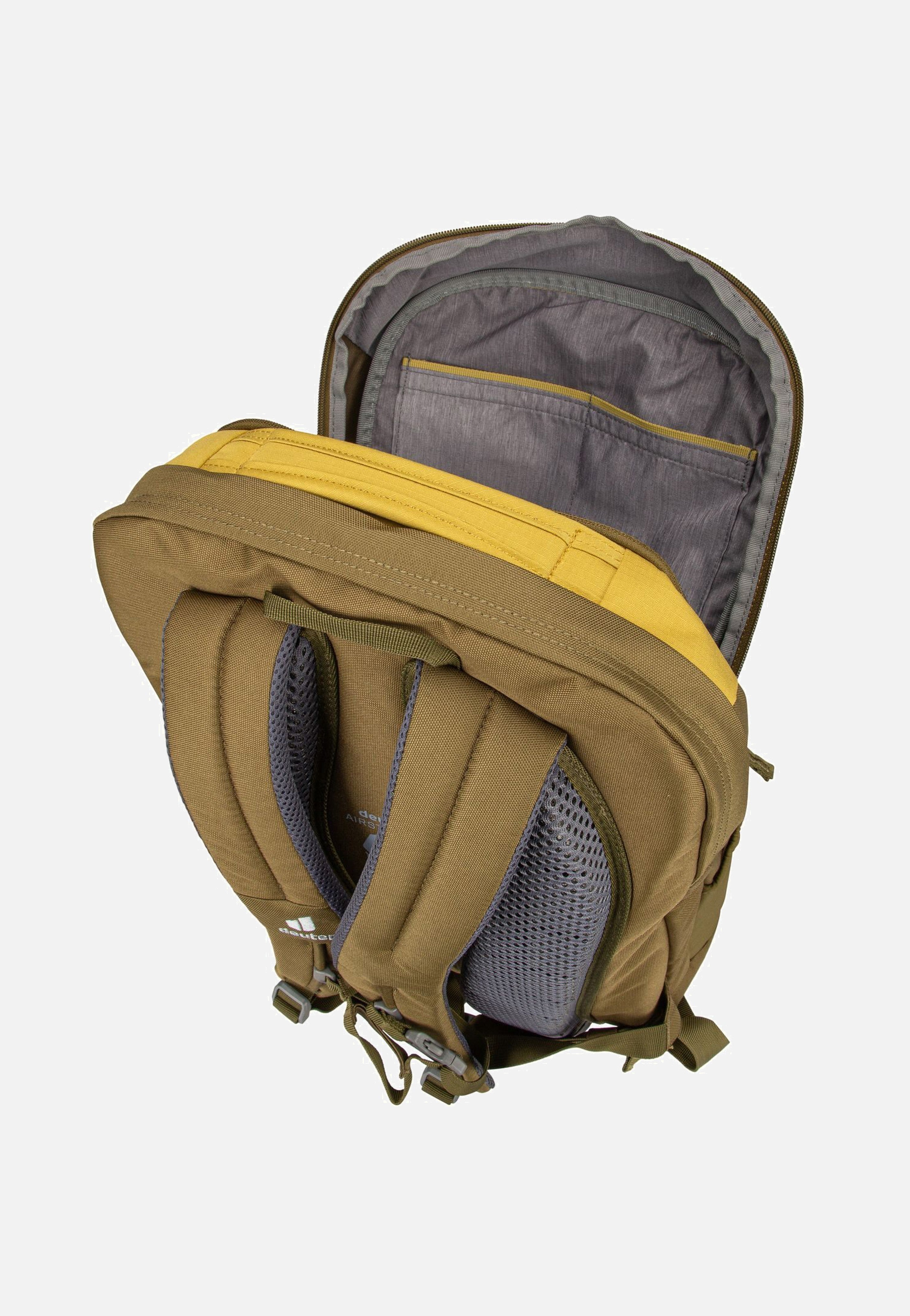 Deuter Giga Kelp/Nori Backpack
