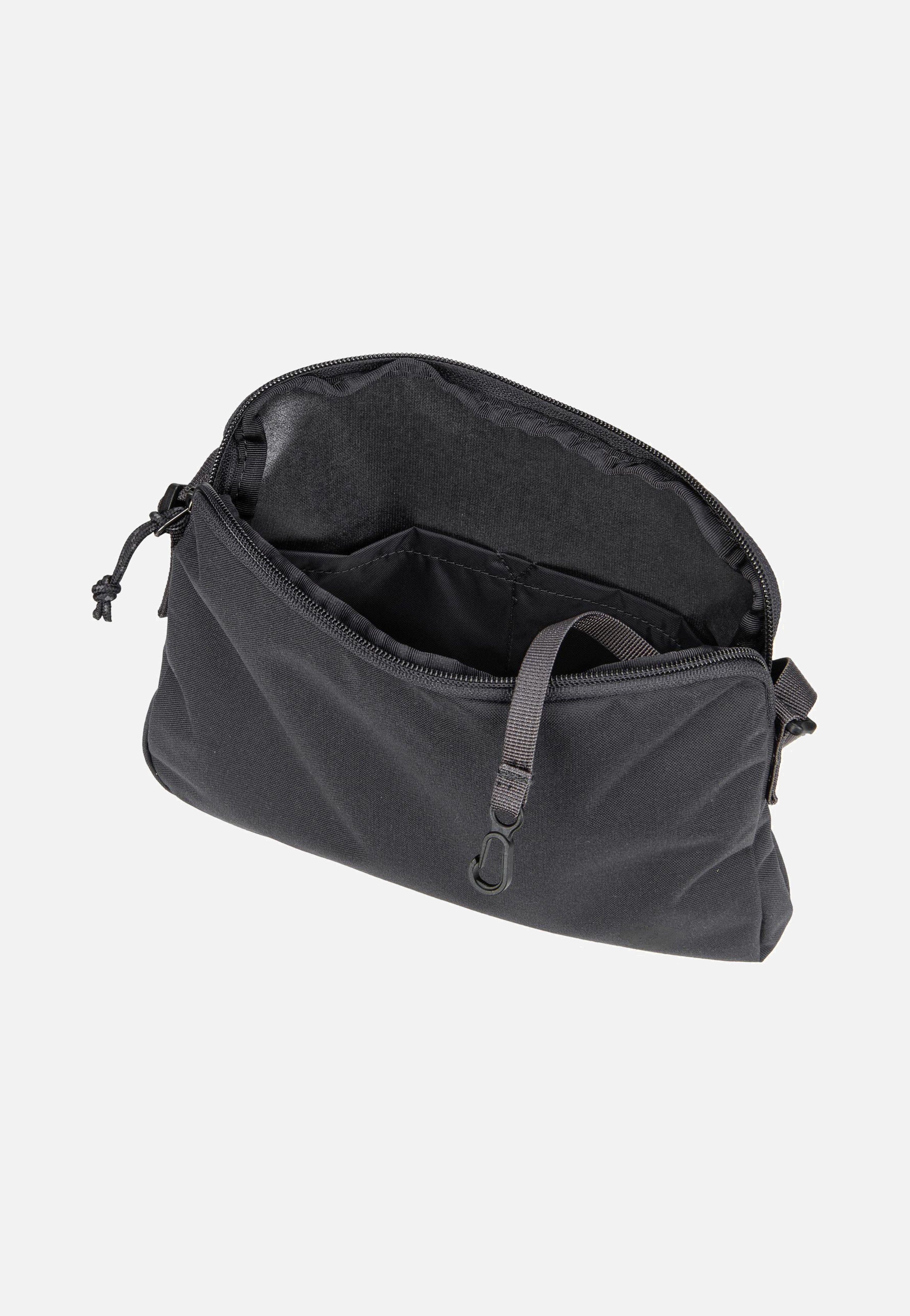 Fjällräven Färden Carry-On Pack Coal Black Travel Backpack