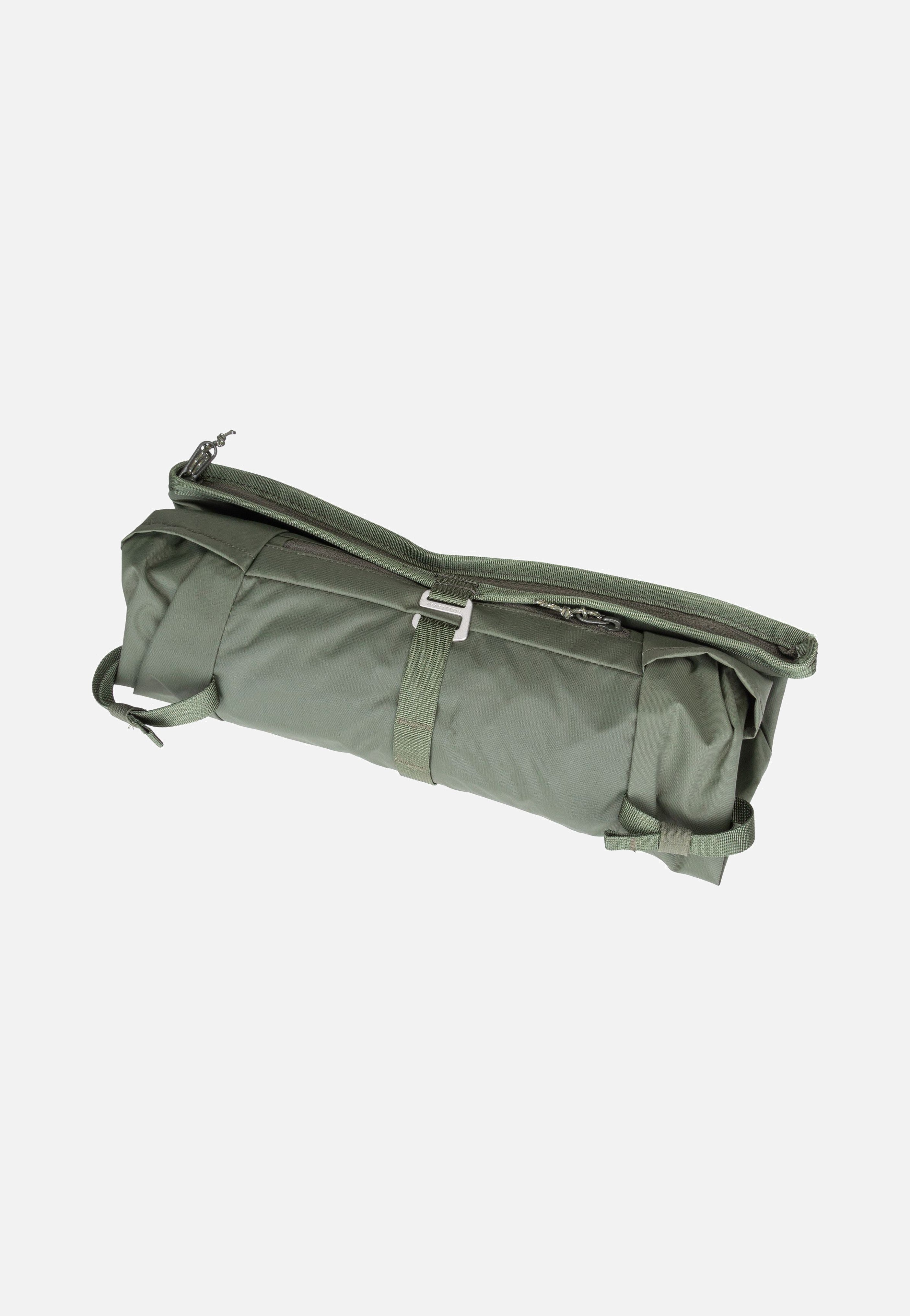 Fjällräven - High Coast Foldsack 24 Mountain Green - Rolltop Backpack | Neutral-Image