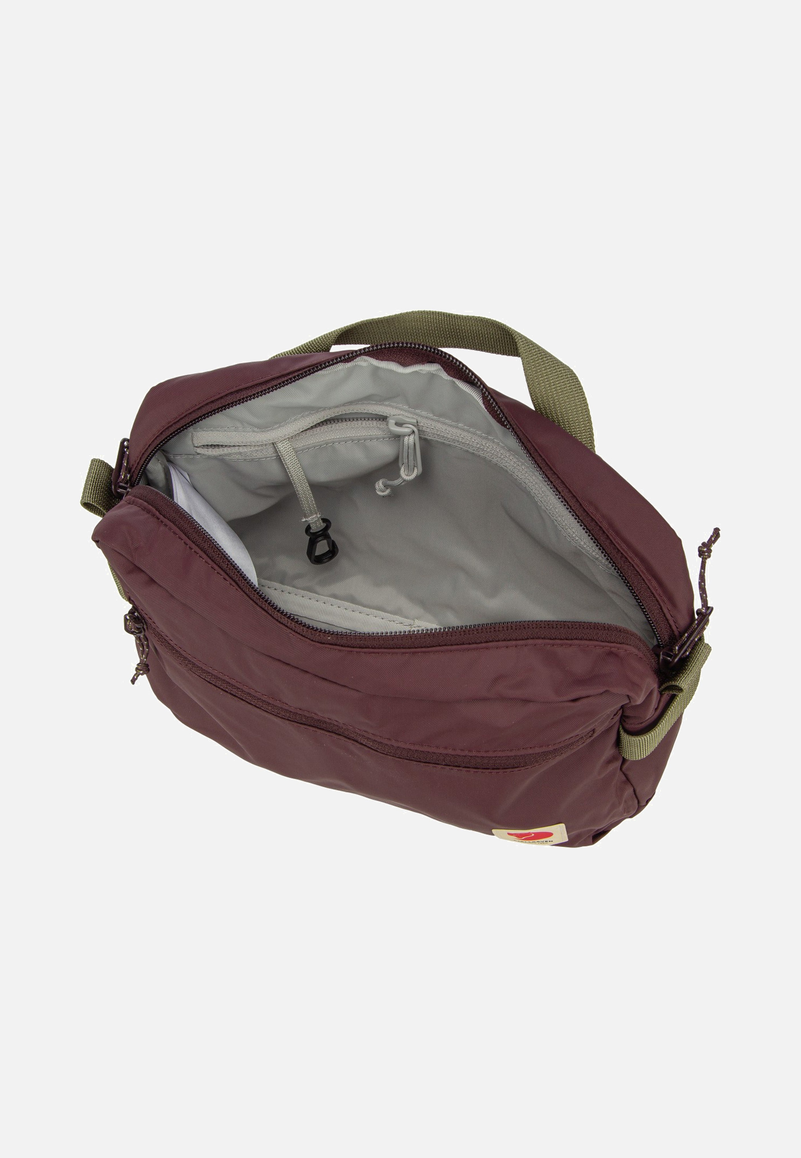 Fjällräven High Coast Crossbody Blackberry Crossbody Bag