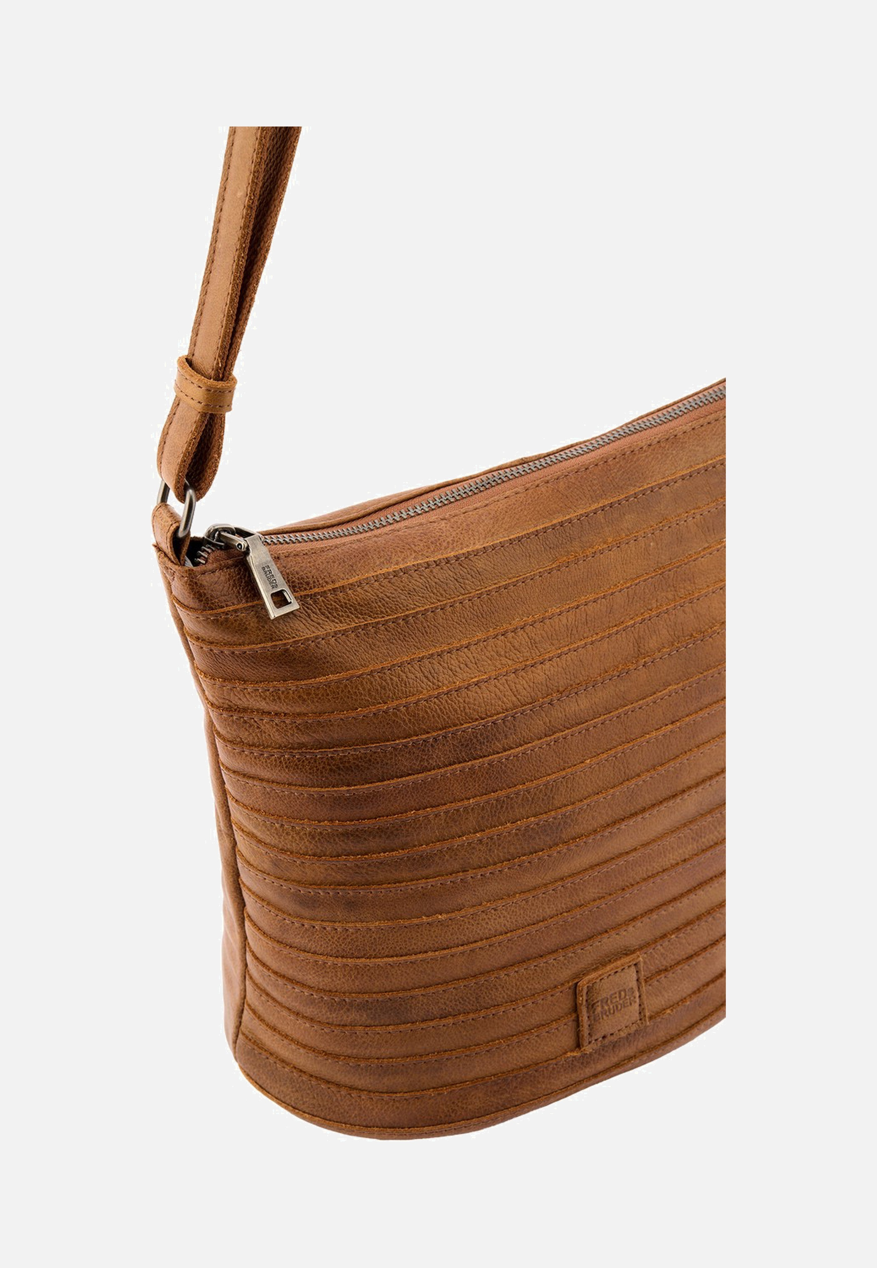 Fredsbruder Gürtelinchen 926 Desert Brown Crossbody Bag