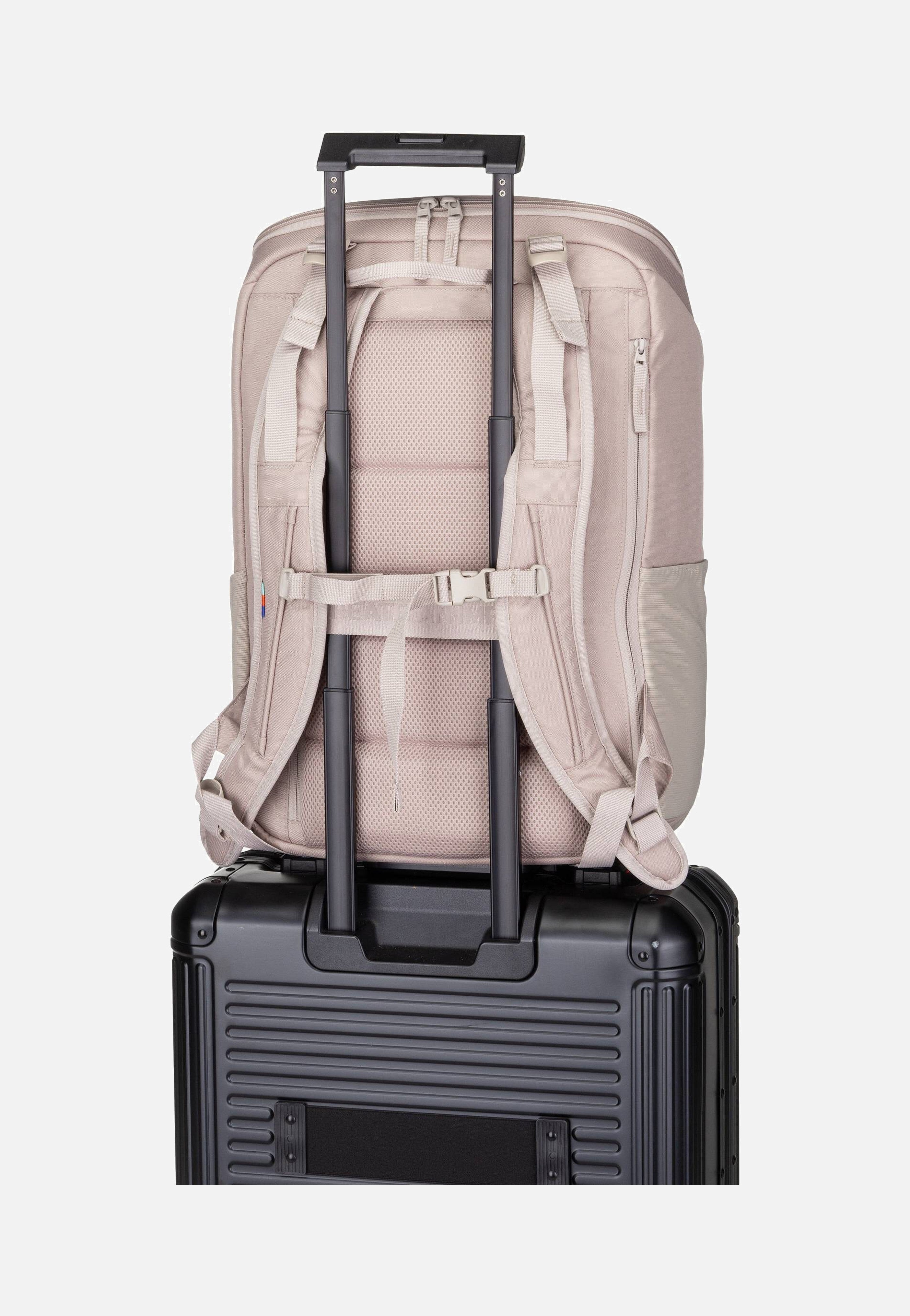 GOT BAG Pro Pack Travel Scallop Travel Backpack