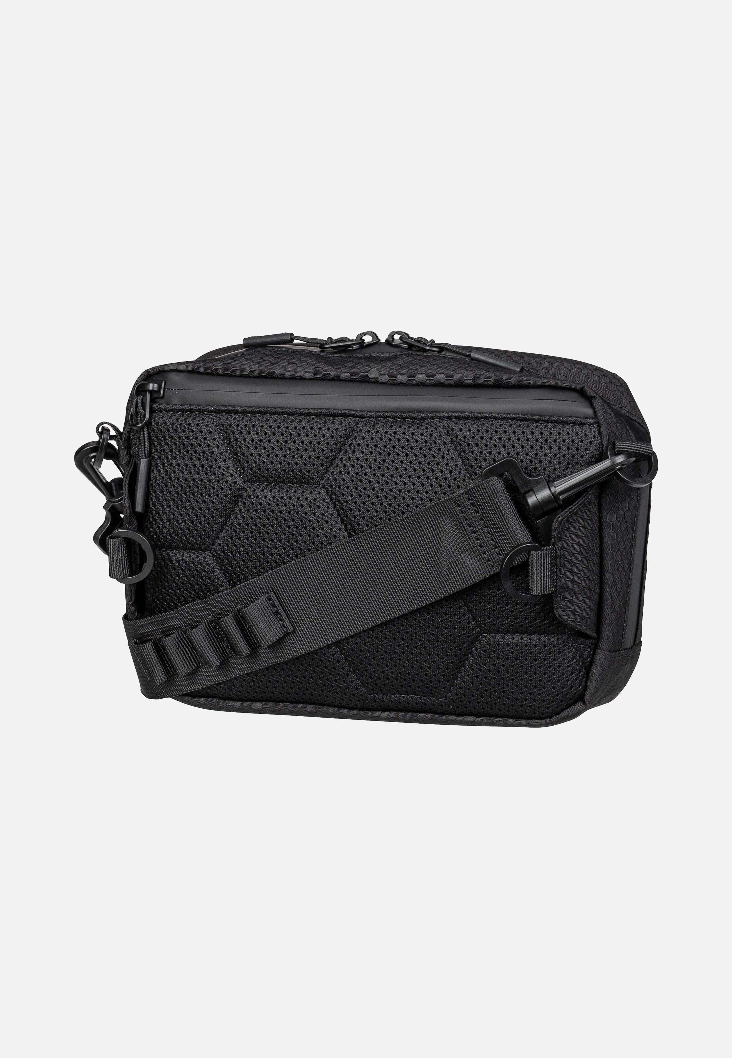 Kapten & Son - Banff Chestbag All Black - Crossbody Bag | Neutral-Image