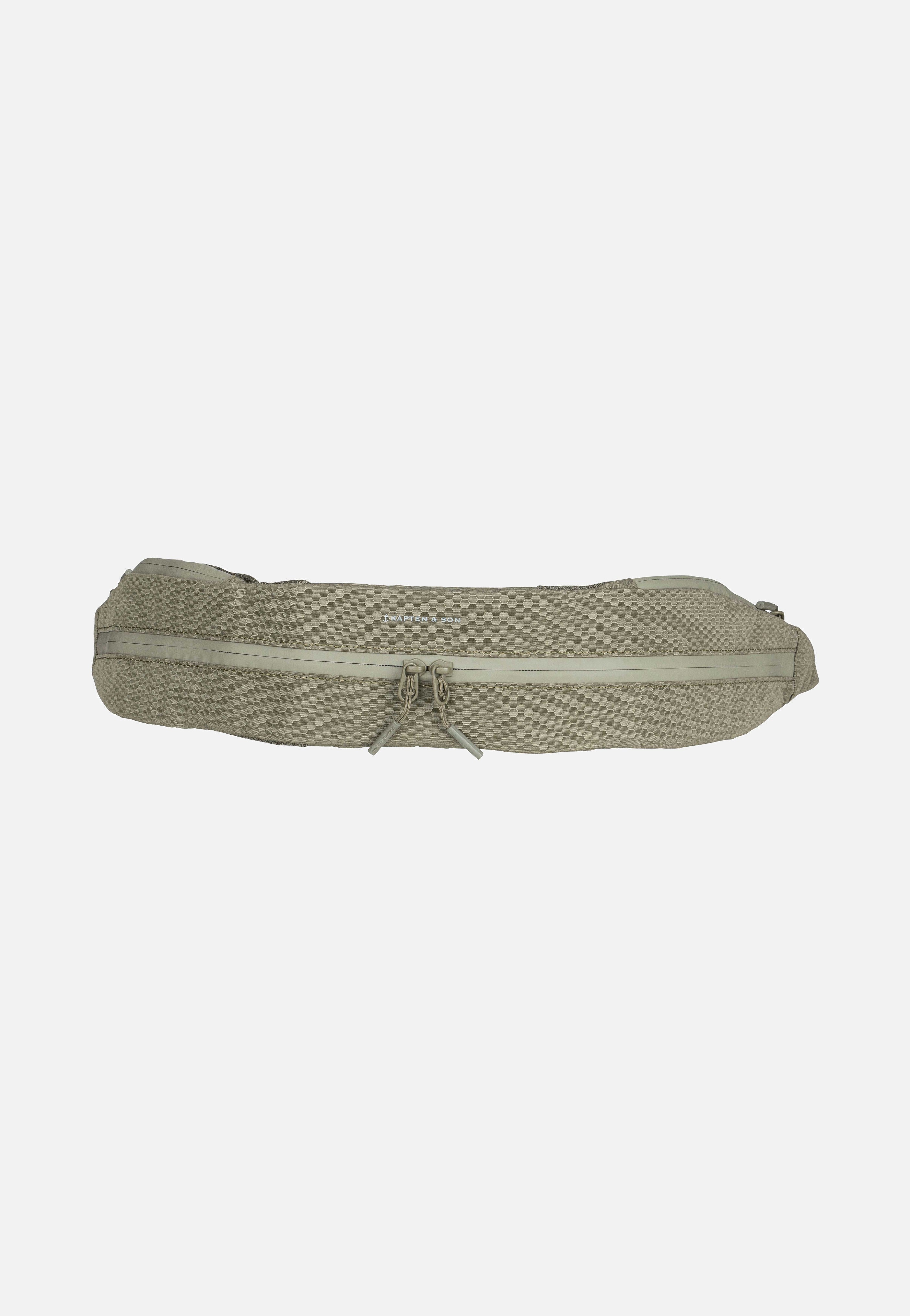 Kapten & Son - Banff Forest Green - Rolltop Backpack | Neutral-Image
