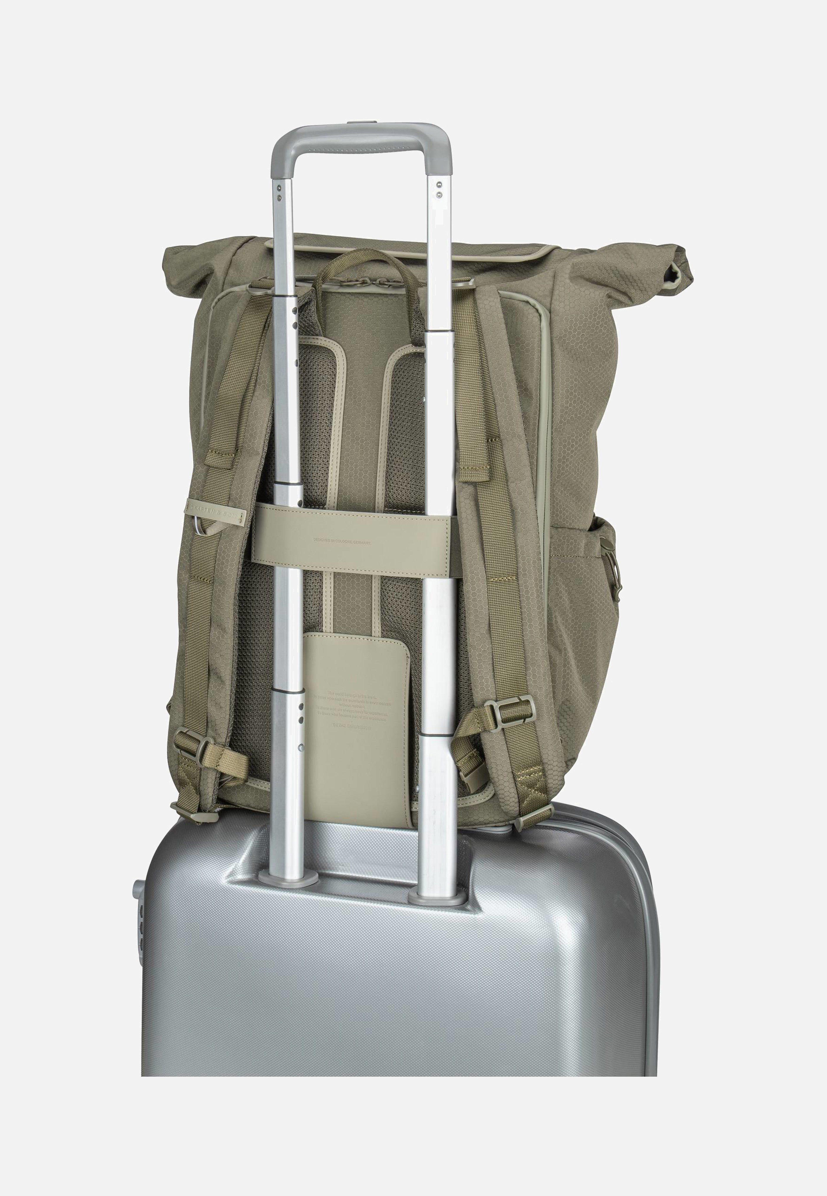Kapten & Son - Banff Forest Green - Rolltop Backpack | Neutral-Image