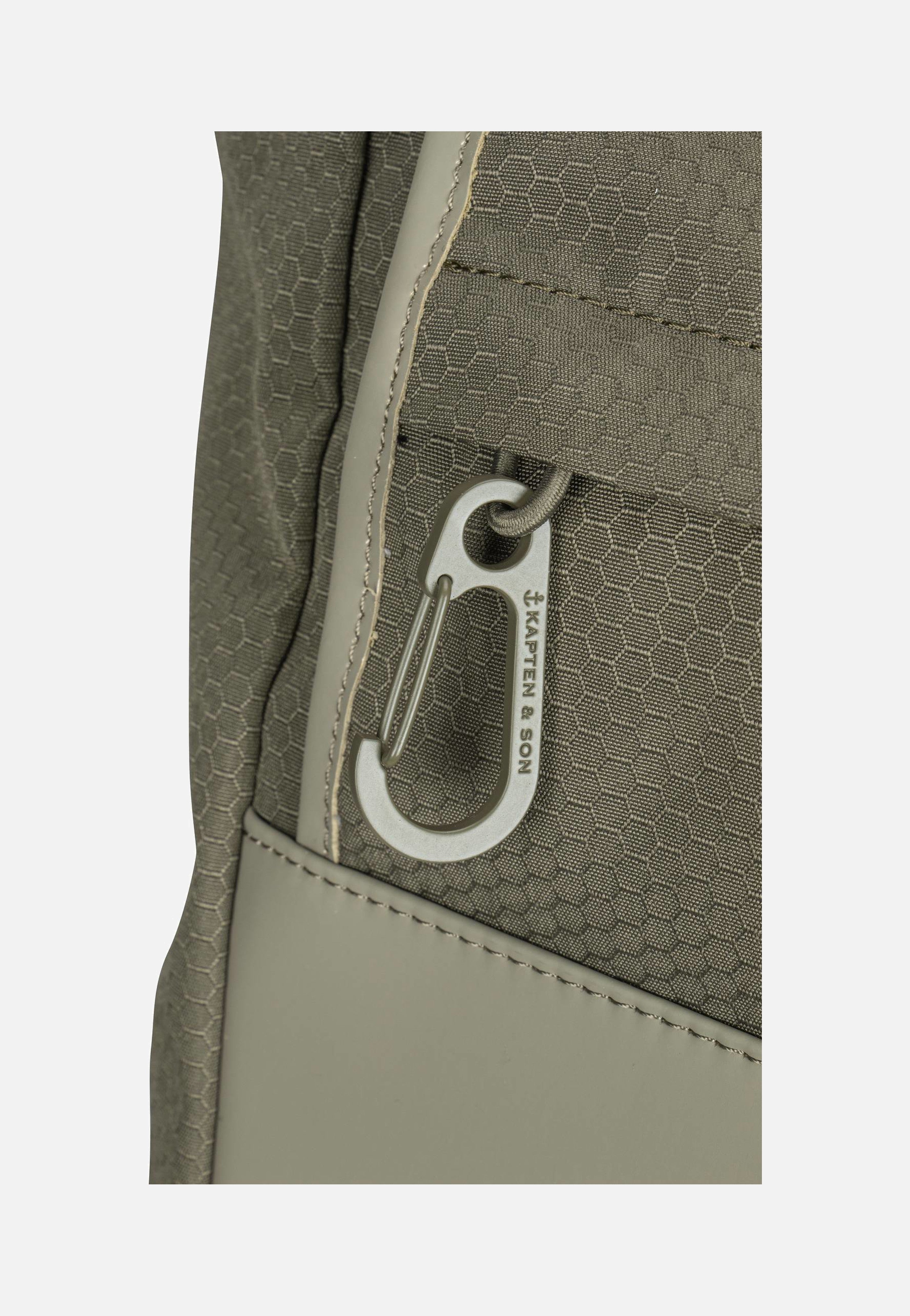 Kapten & Son - Banff Forest Green - Rolltop Backpack | Neutral-Image