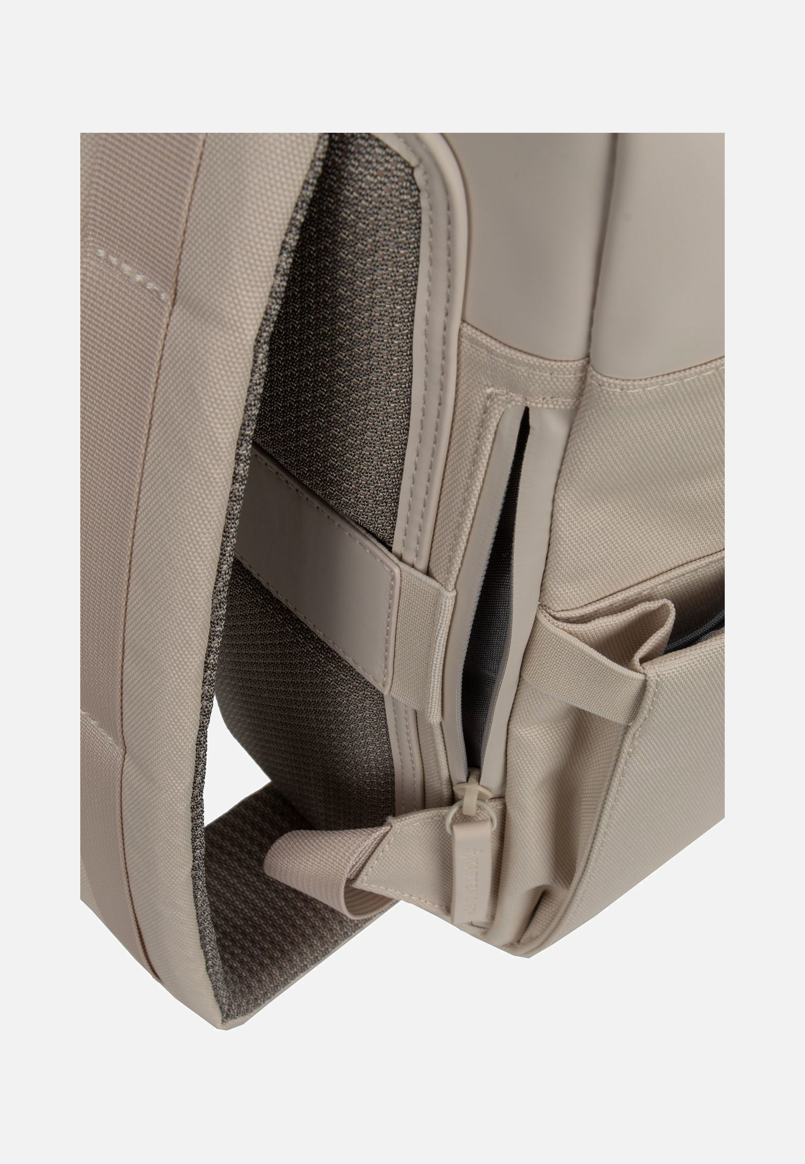 Kapten & Son - Bergen Pro Sandstone - Backpack | Neutral-Image