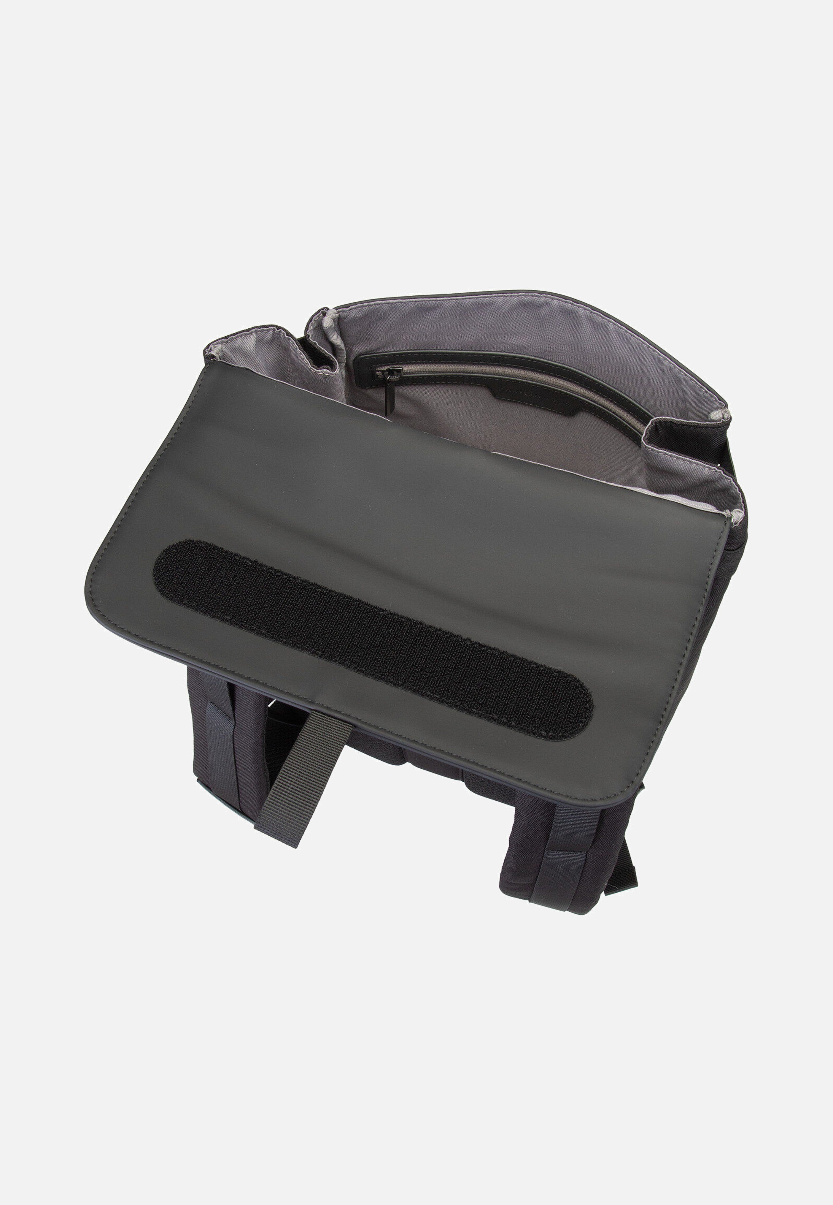 Kapten & Son - Fyn All Black - Backpack | Neutral-Image
