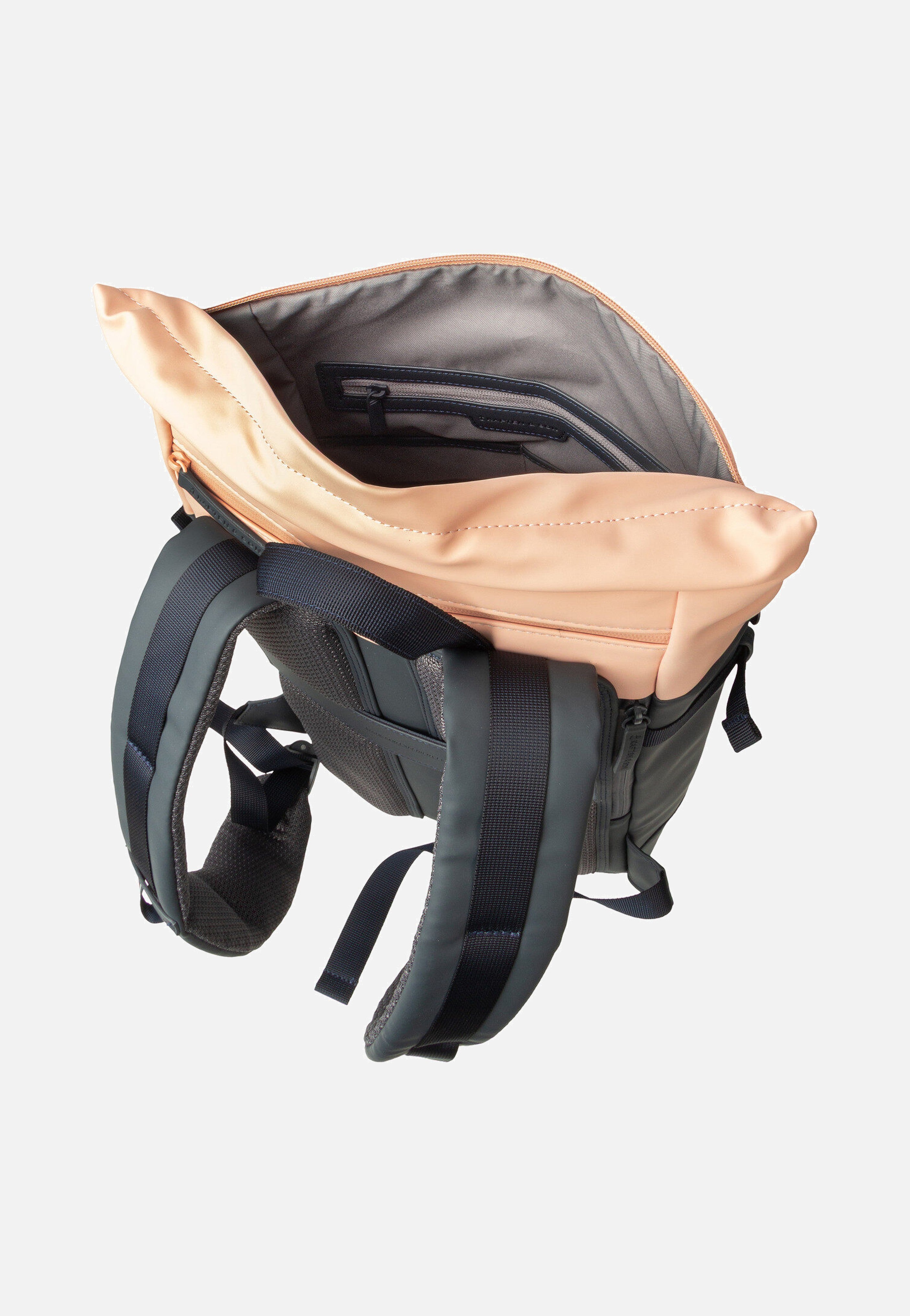 Kapten & Son - Helsinki Navy Blush - Backpack | Neutral-Image