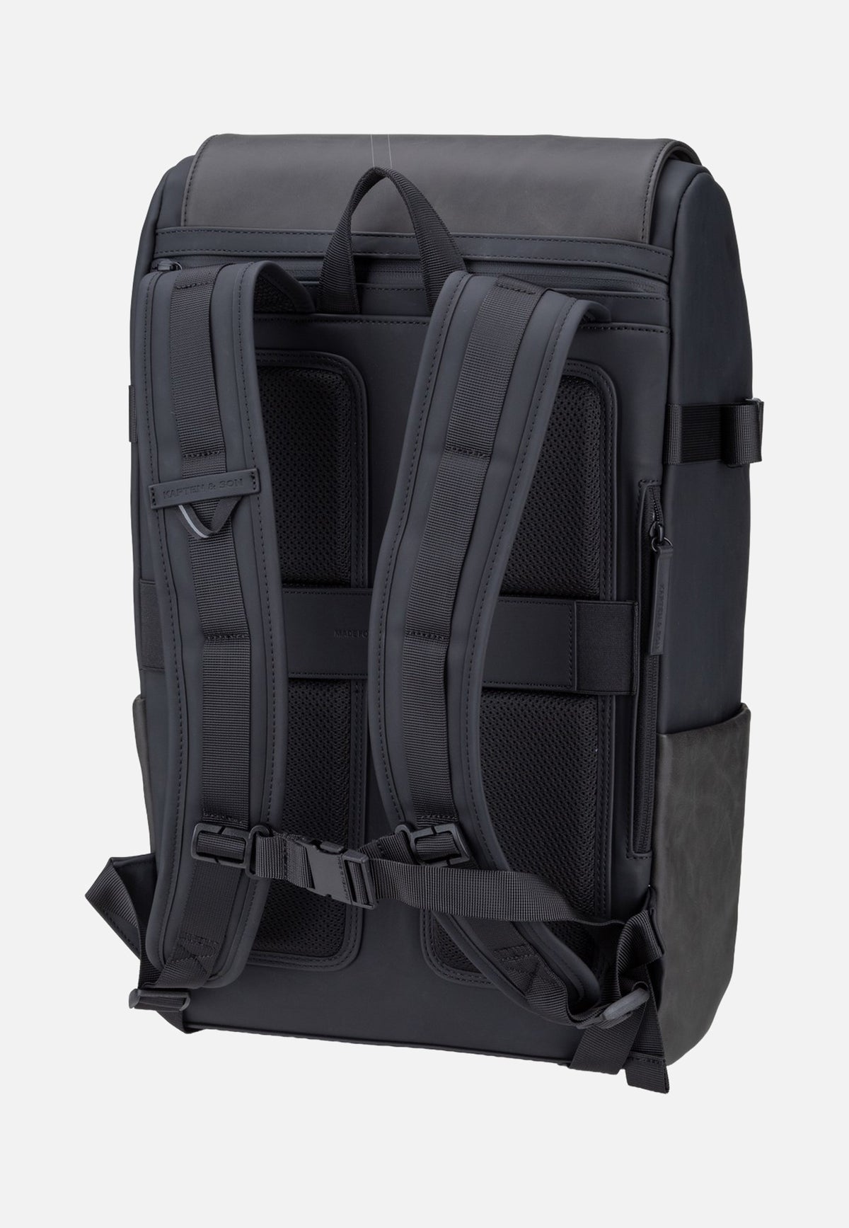Kapten & Son Bali Pro All Black Backpack