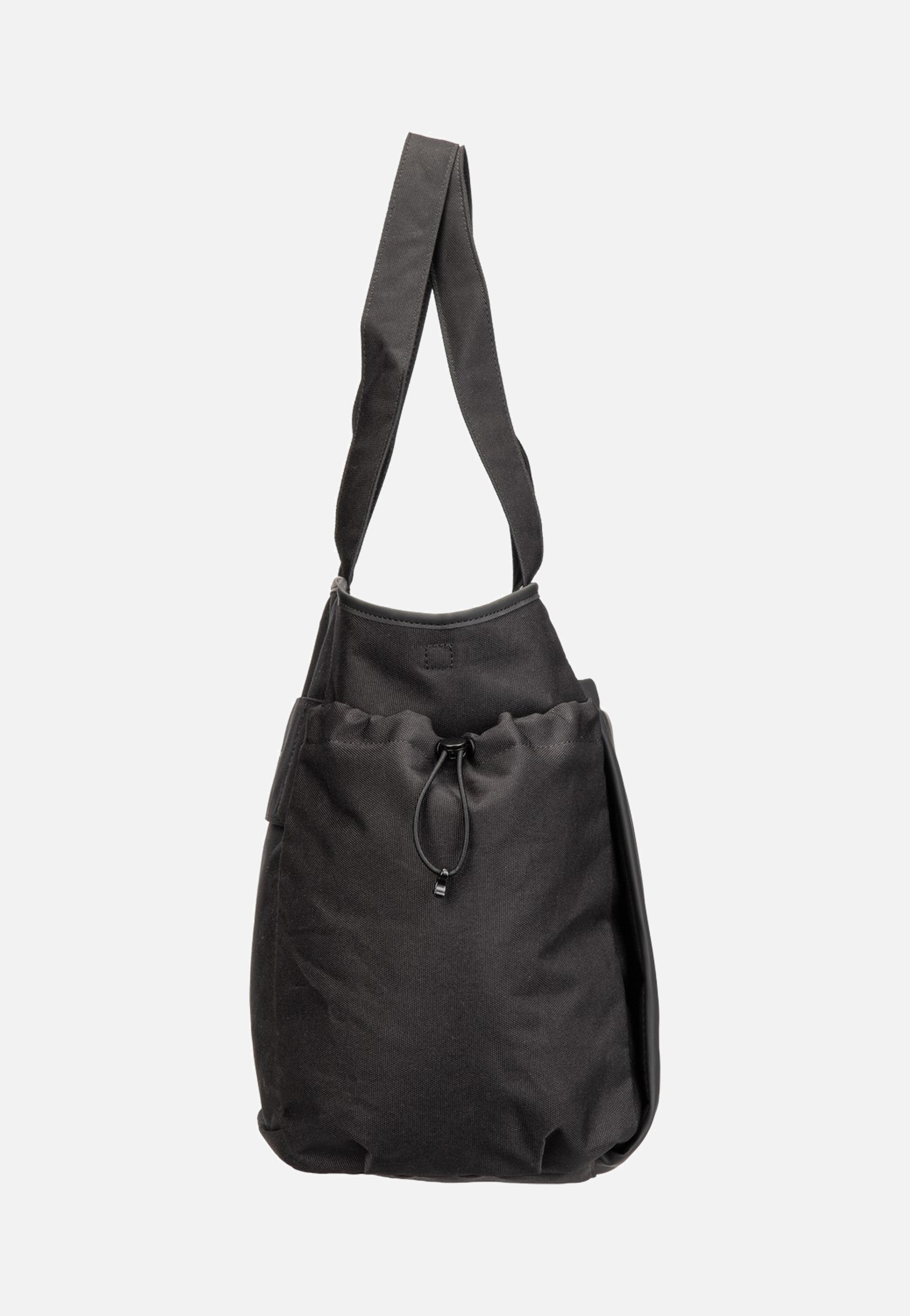 Kapten & Son Hellvi Pro Large All Black Shoulder Bag