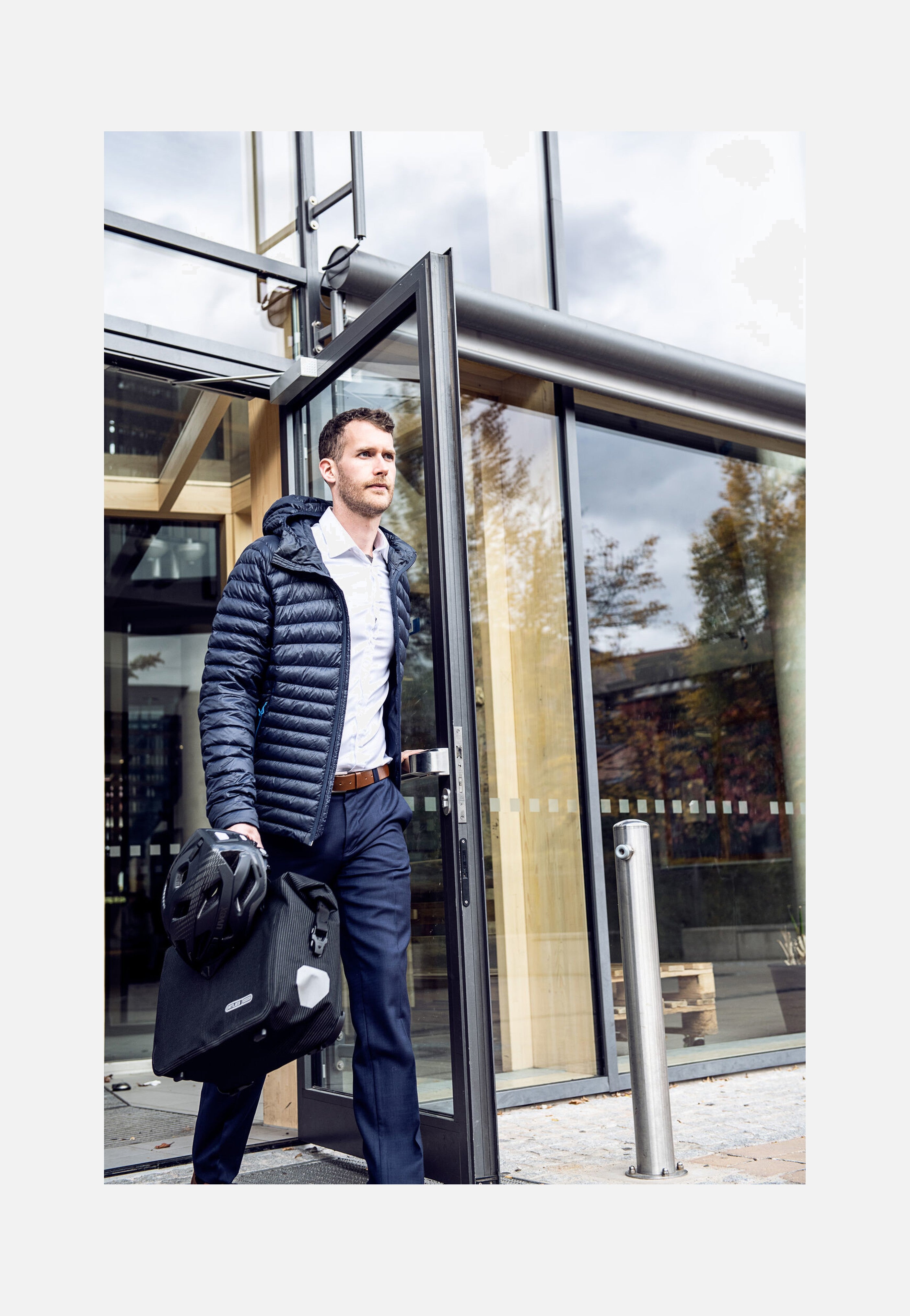 ORTLIEB - Office-Bag 21 High Visibility QL3.1 Black Reflective - Bike Bag | Neutral-Image