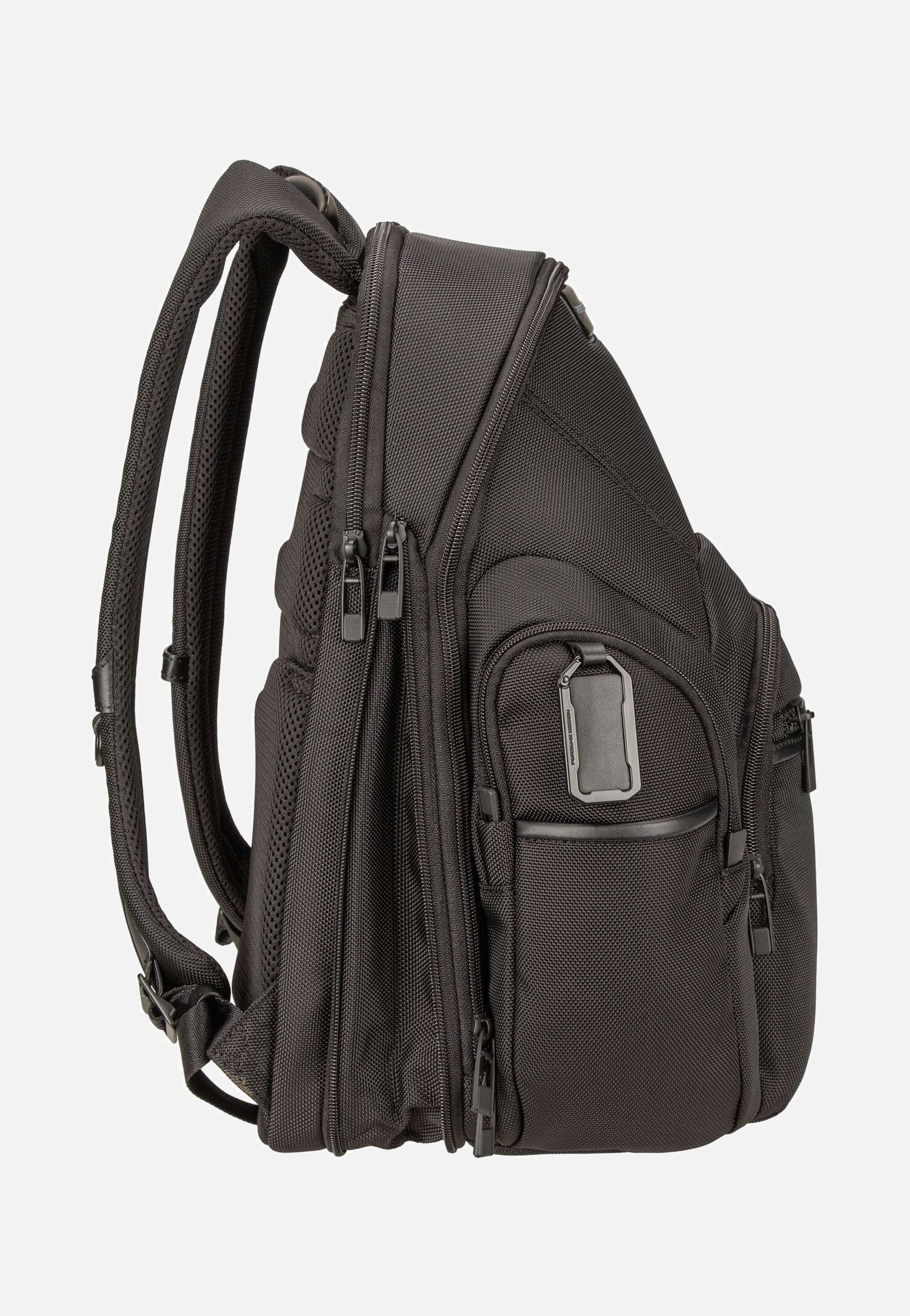 Porsche Design - Roadster Nylon Evo M Black - Backpack | Neutral-Image