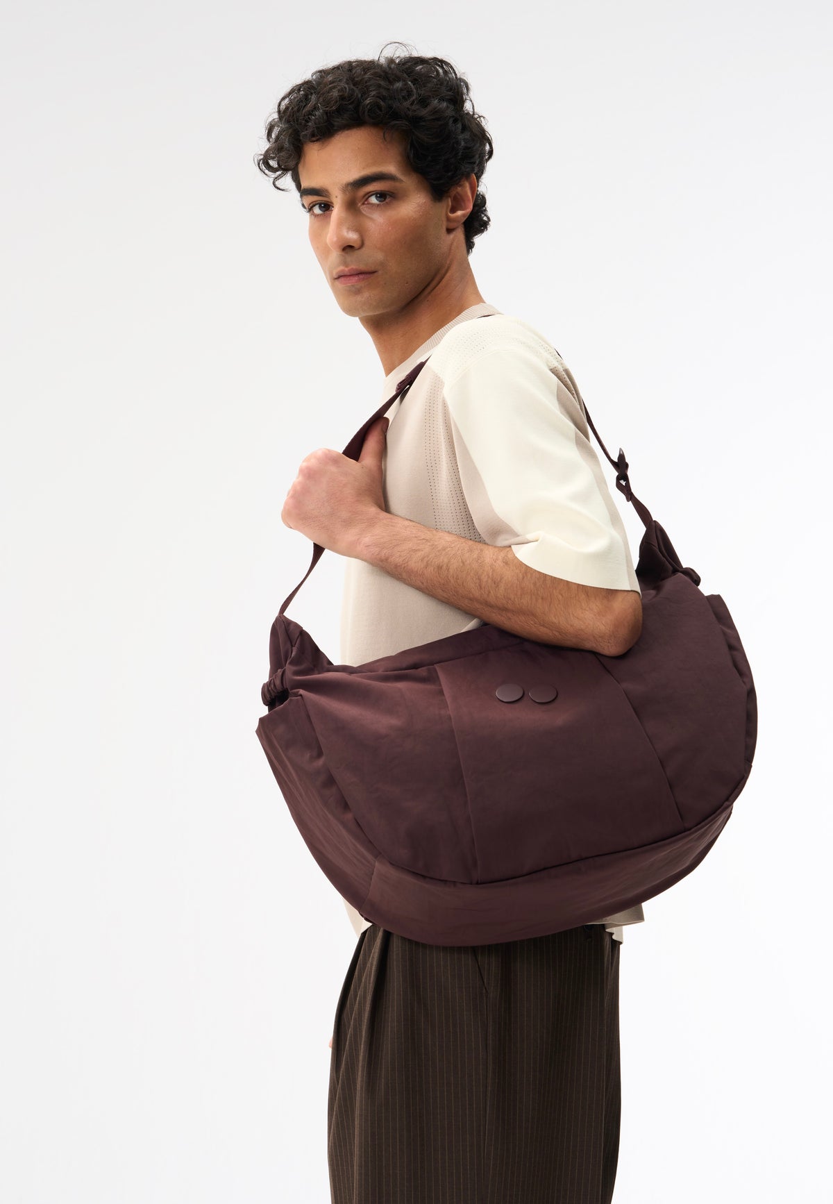 pinqponq Krumm Large Crinkle Mahagoni Hobo Bag