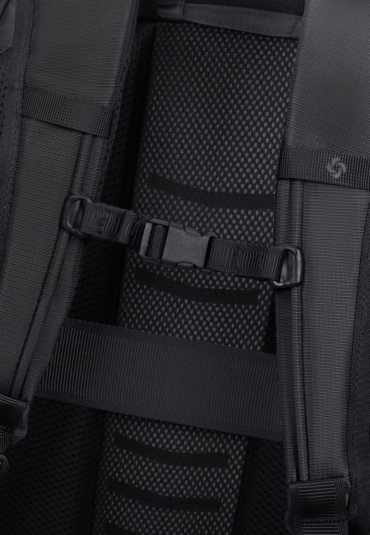 Samsonite Biz2Go 2.0 Rolltop 15.6" Black Rolltop Backpack