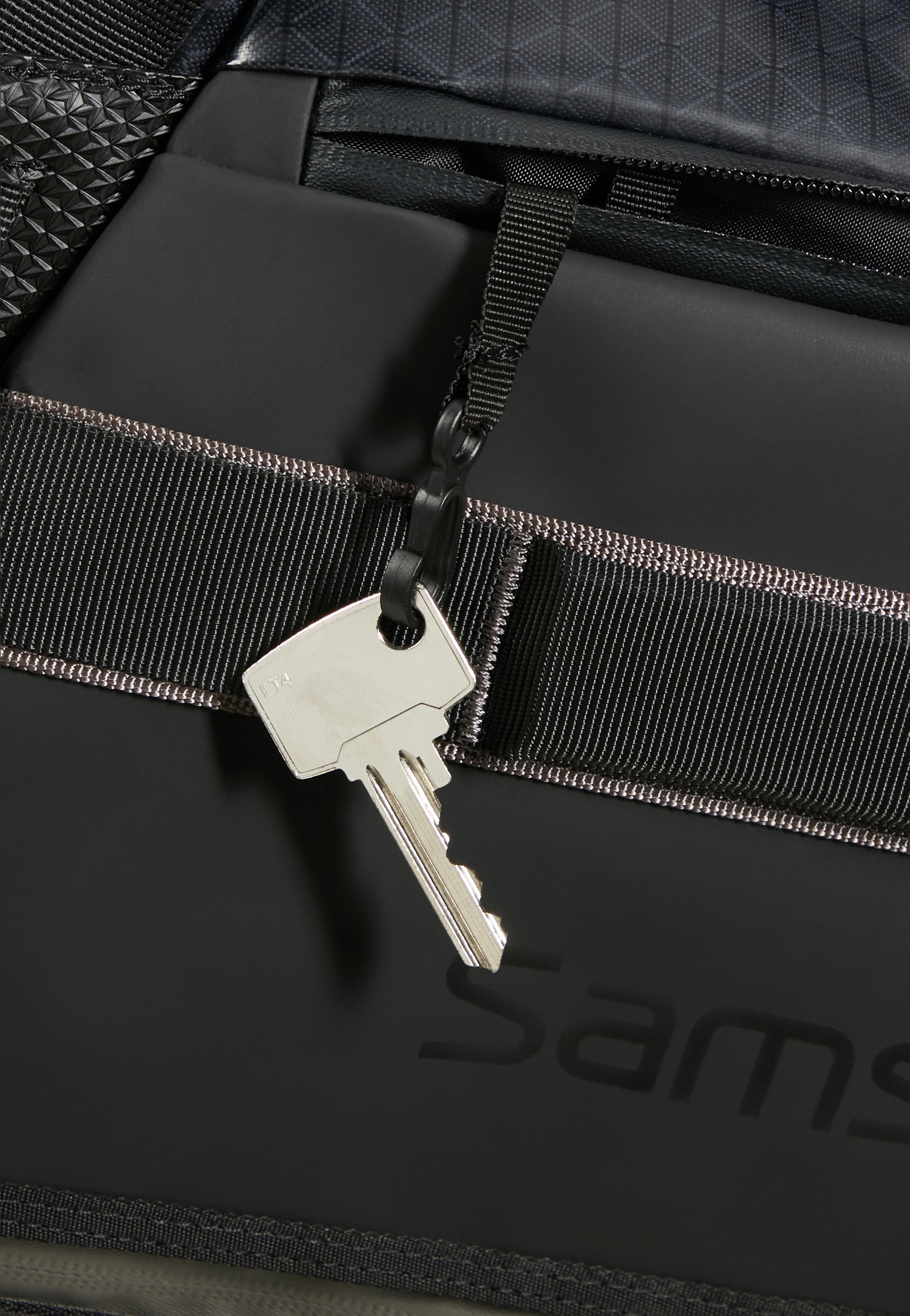 Samsonite Outtrax Duffle S Exp 45l/55l Slate Black Dufflebag