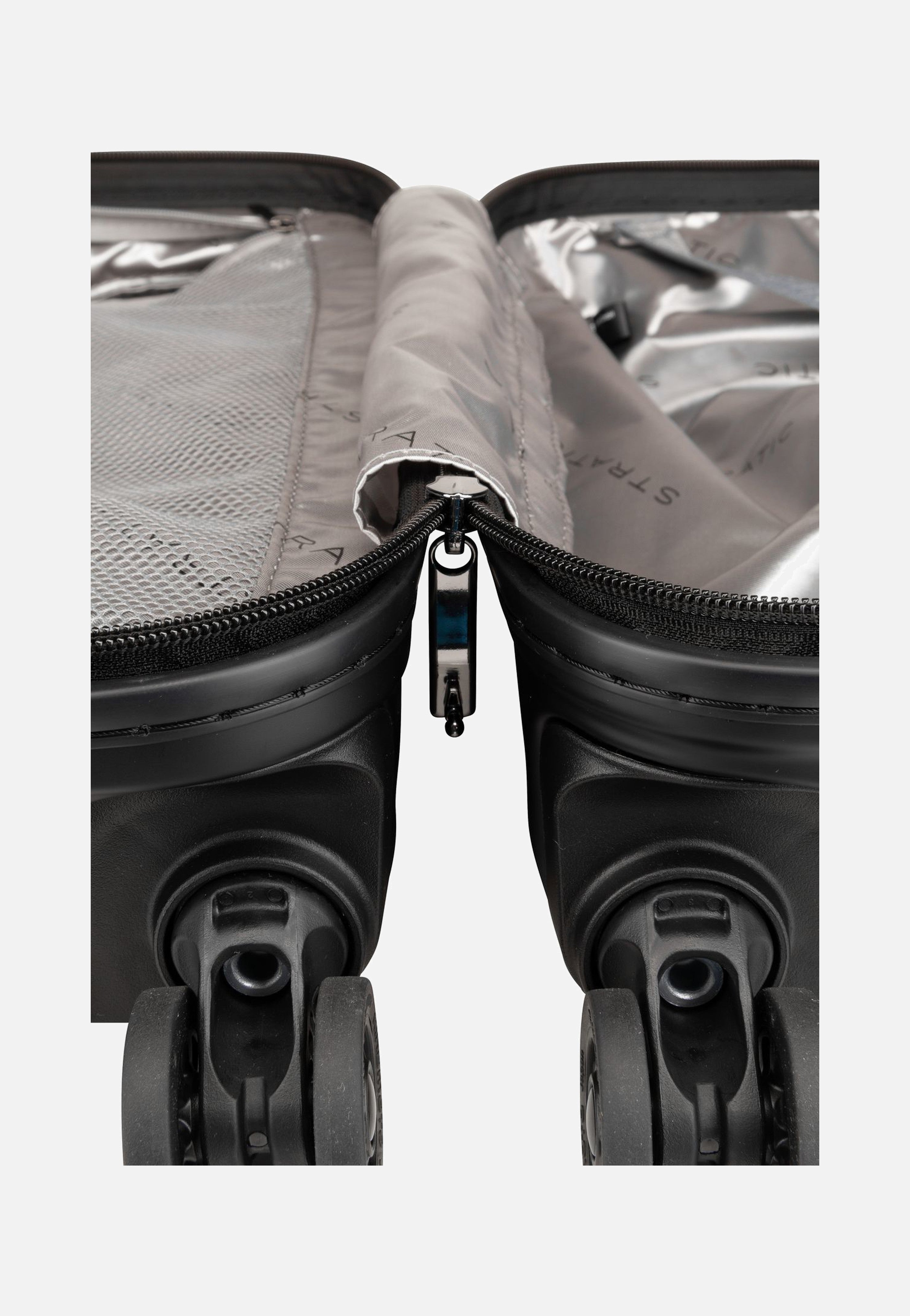 Stratic - Leather & More Trolley S Front Pocket Matt Black - Suitcase | Neutral-Image