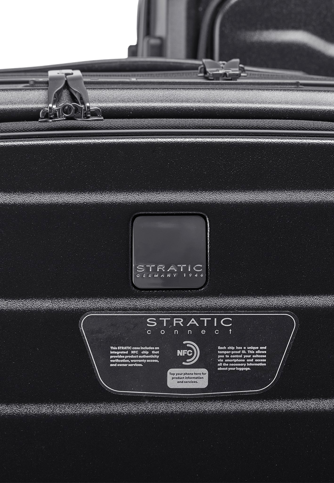 Stratic Phoenix ML Trolley S Black Suitcase