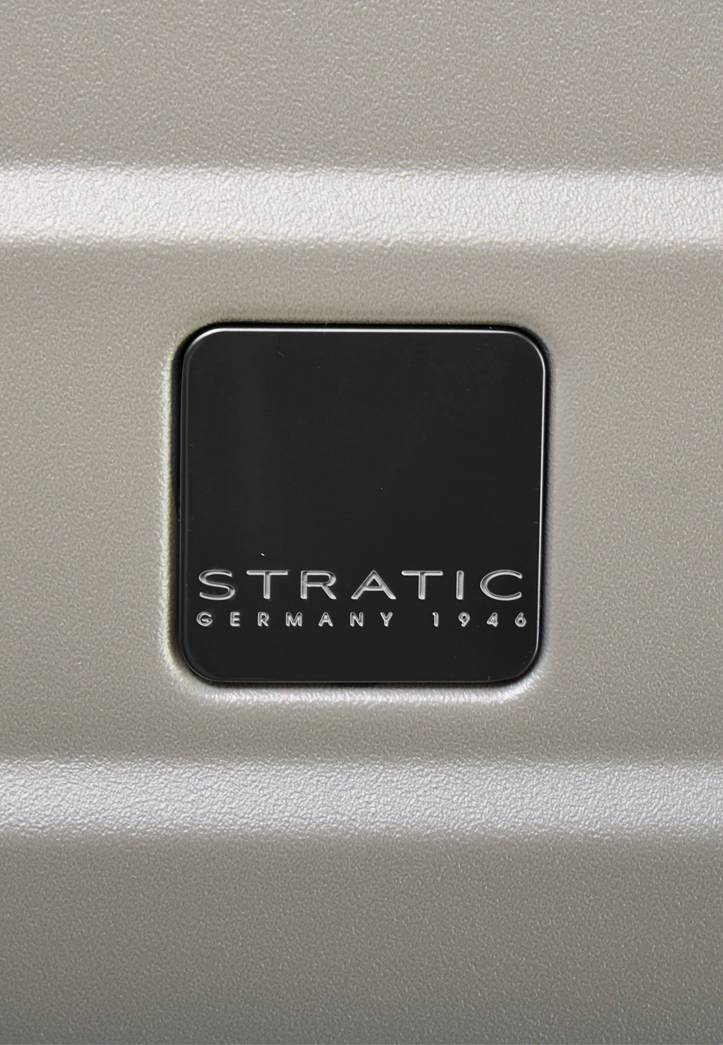 Stratic Phoenix SL Trolley M Champagne Suitcase