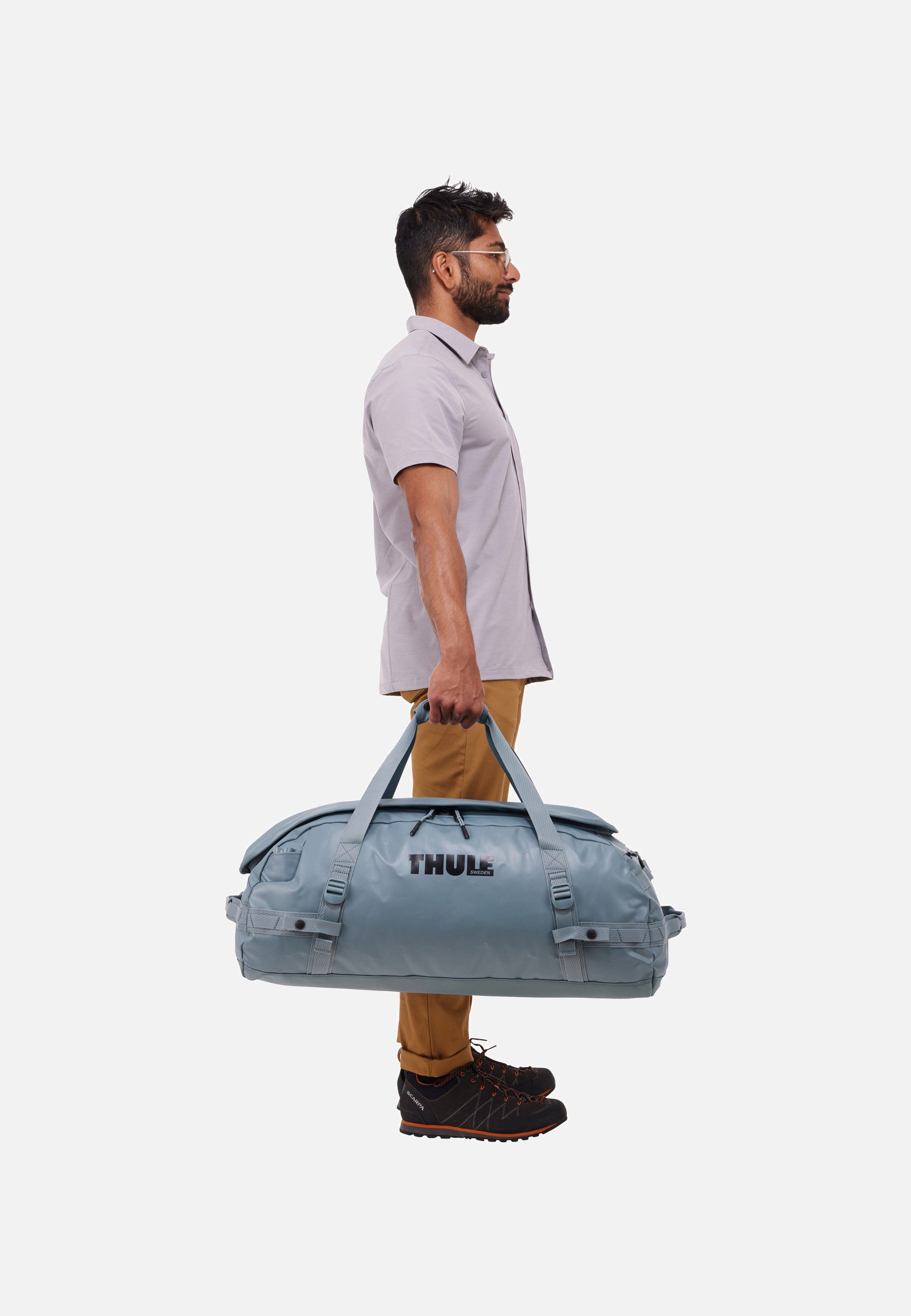Thule - Chasm 70L Pond Gray - Dufflebag | Neutral-Image