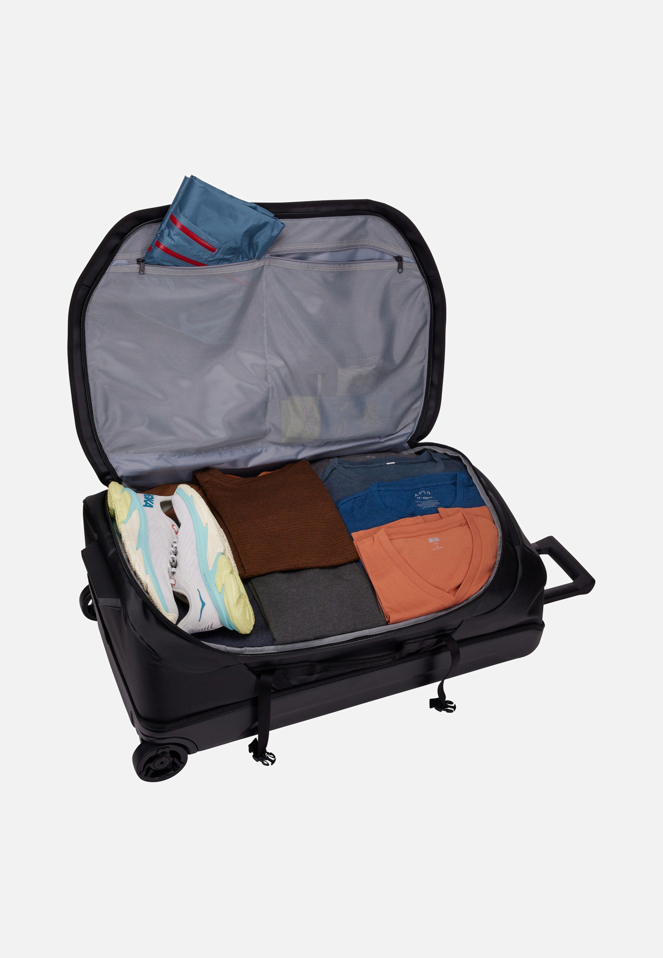 Thule Chasm Wheeled 110L Black Suitcase