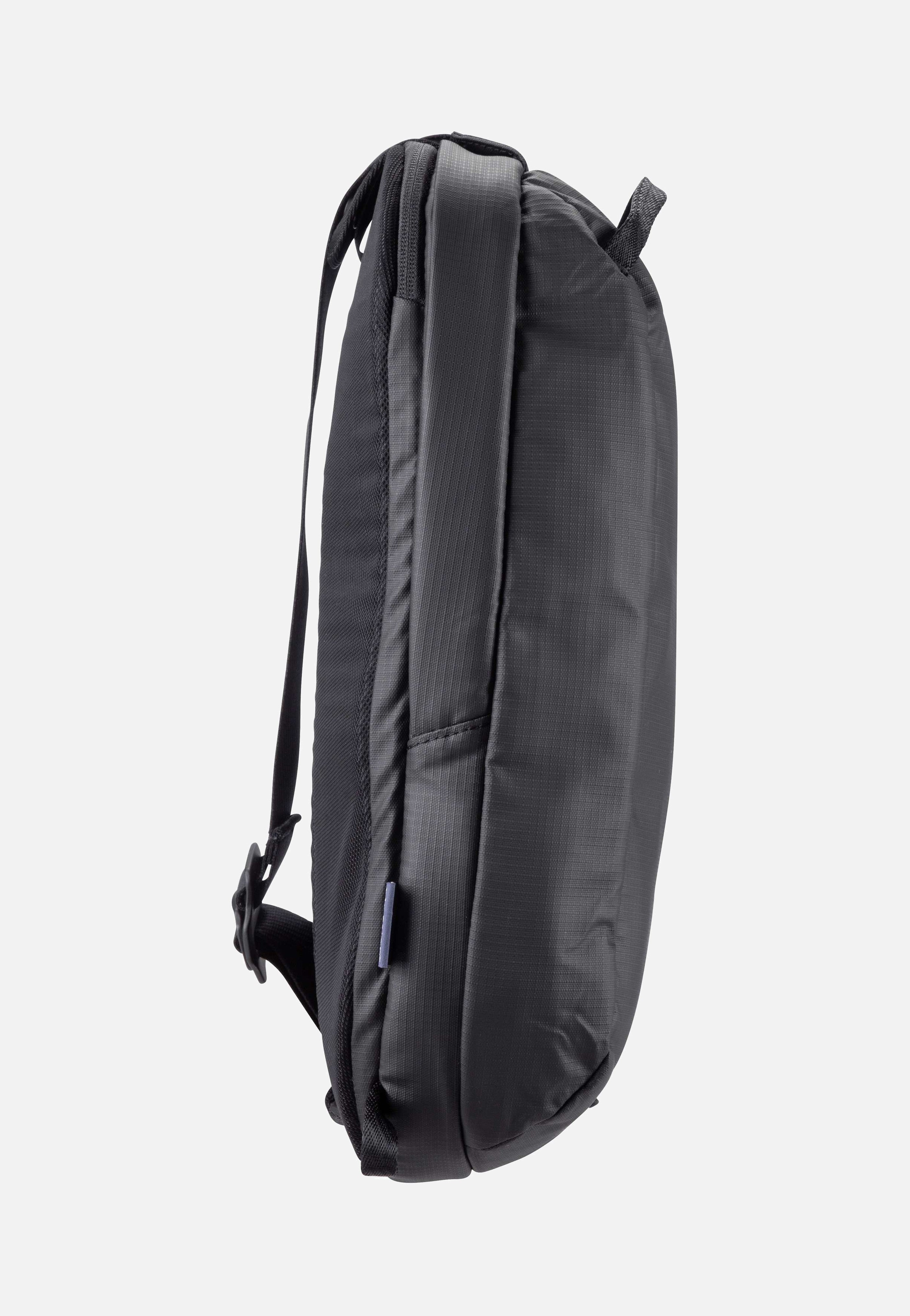 Thule Tact Sling Pack 8L Black Bag