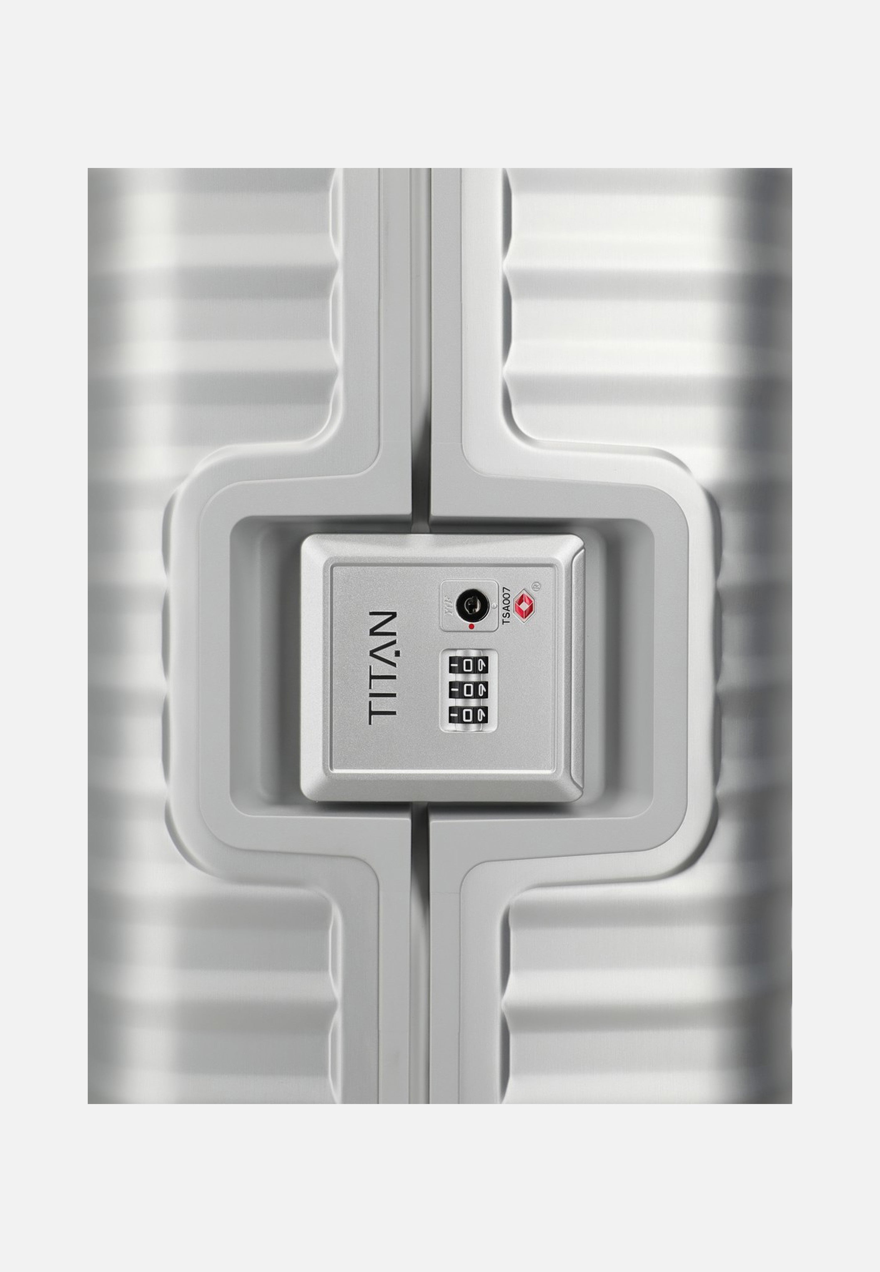 Titan ETERNITY 4w Trolley S23 Silver Suitcase