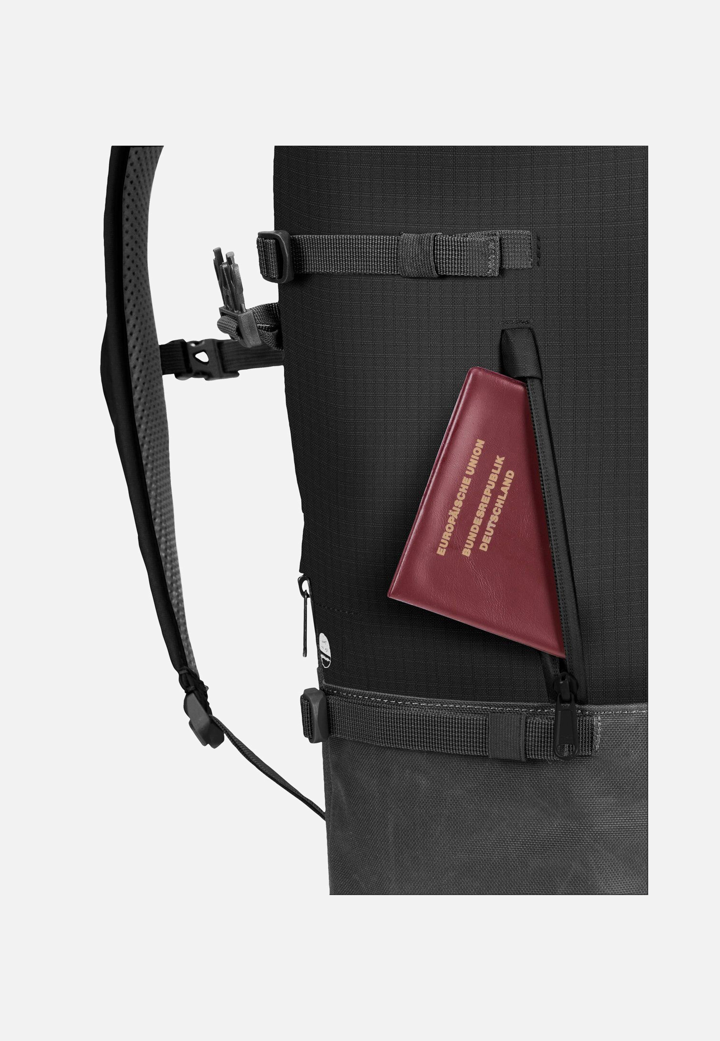 Vaude CityGo 23 II Black Rolltop Backpack