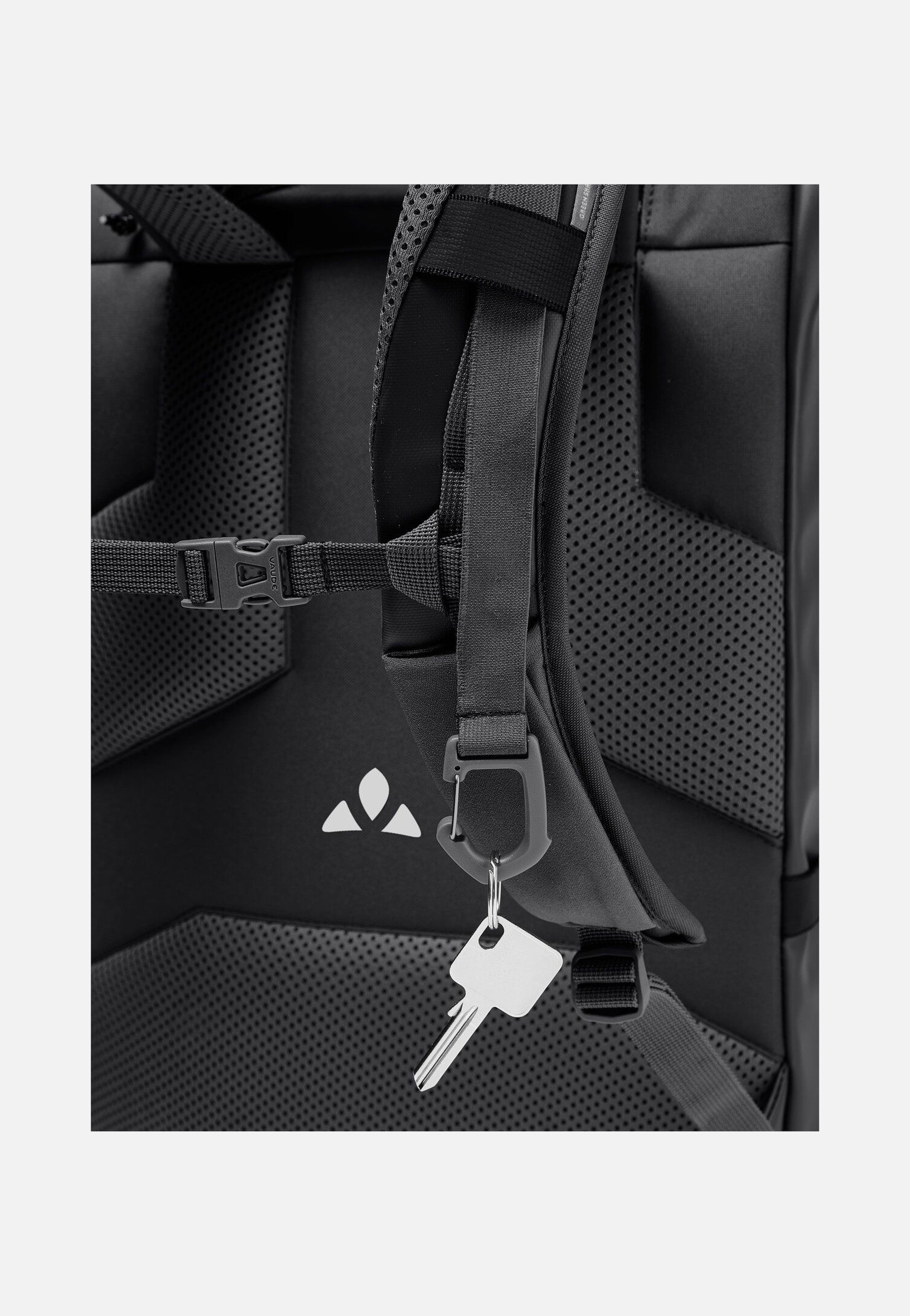 Vaude Mineo 23 Black Rolltop Backpack