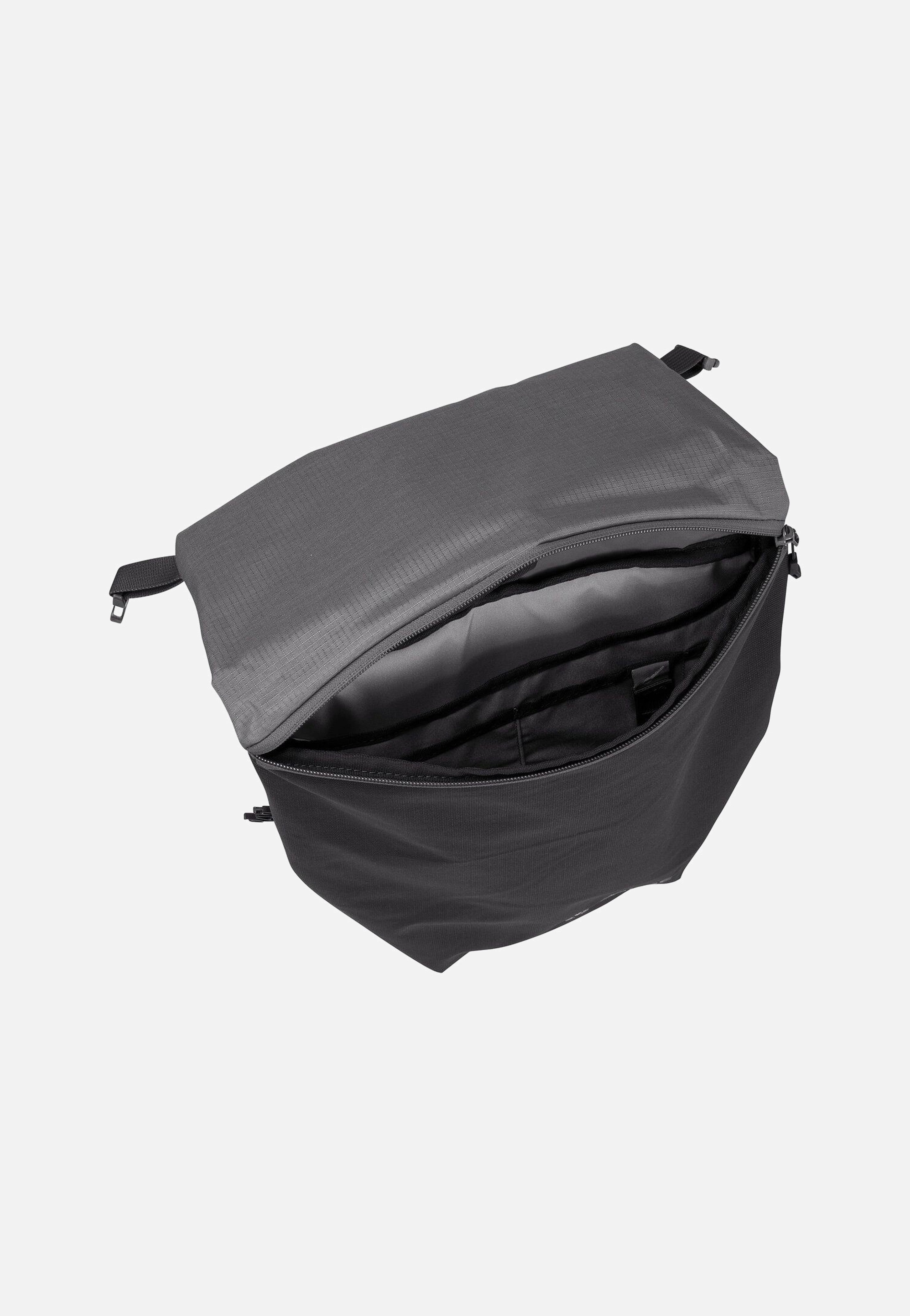 Vaude Unuk II Black Rolltop Backpack