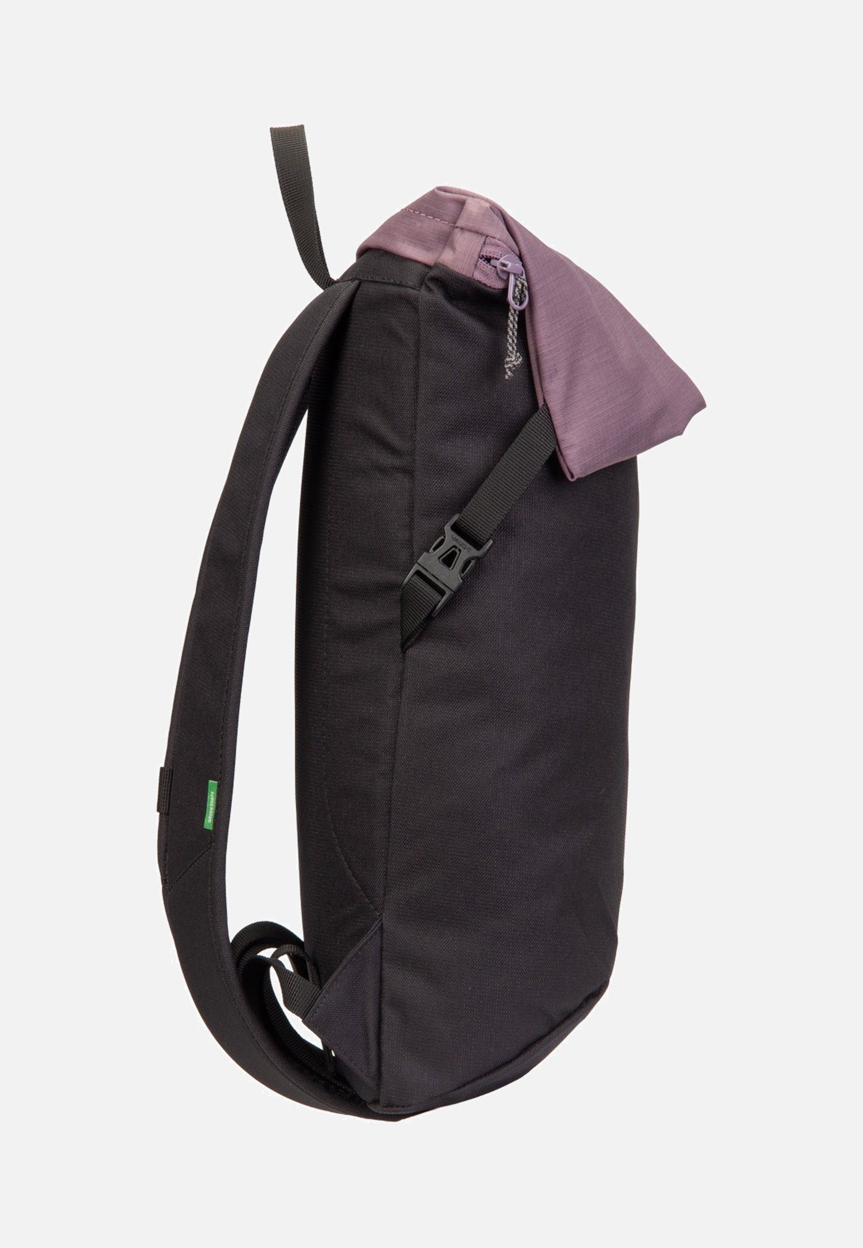 Vaude Unuk II Black/Purple Ash Backpack