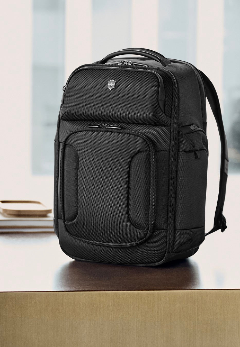 Victorinox Werks Traveler 7.0 Deluxe Black Backpack