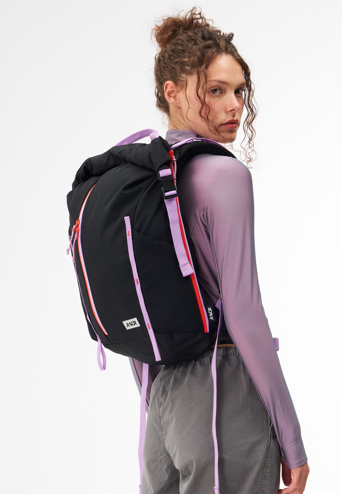 AEVOR Active Pack Dual Dip Violett Rush Rolltop Backpack