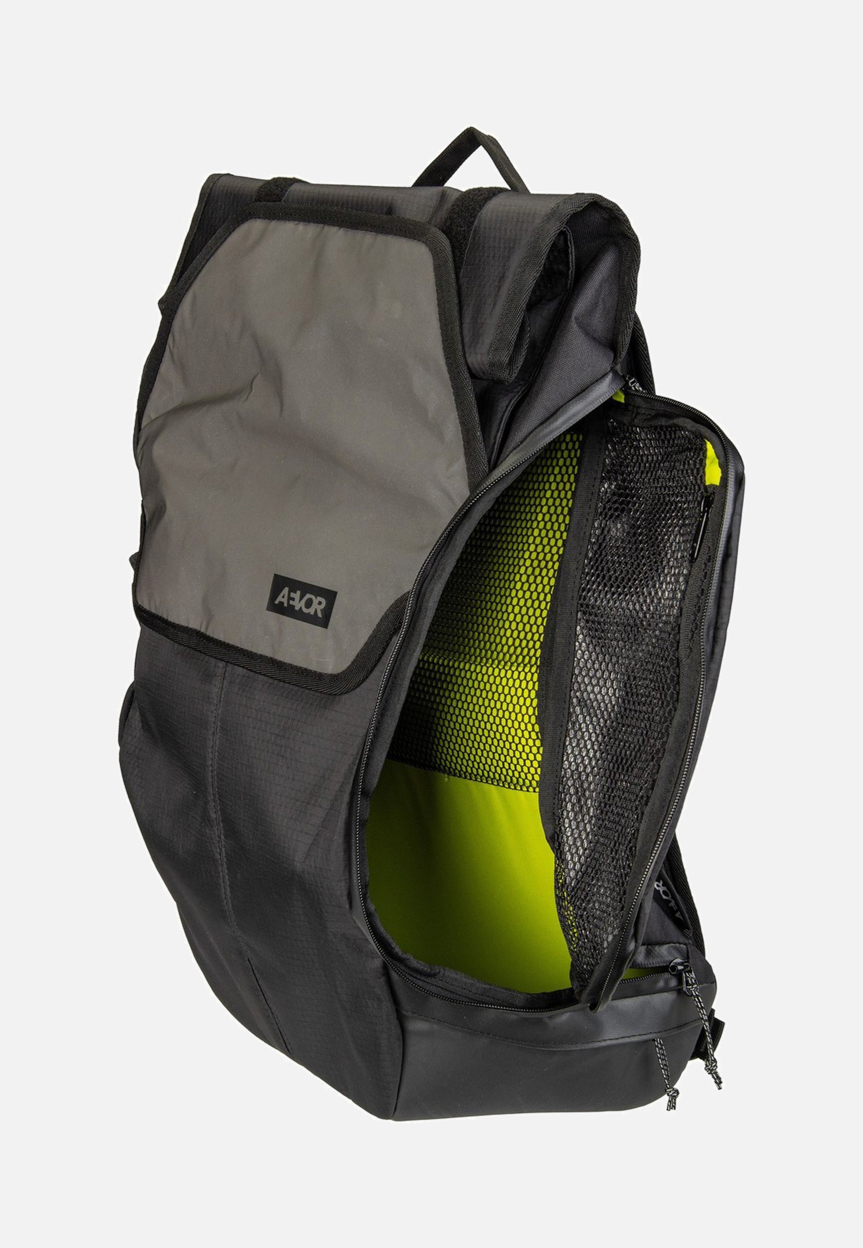 AEVOR - Bike Pack Proof Black - Cycling Backpack | Neutral-Image