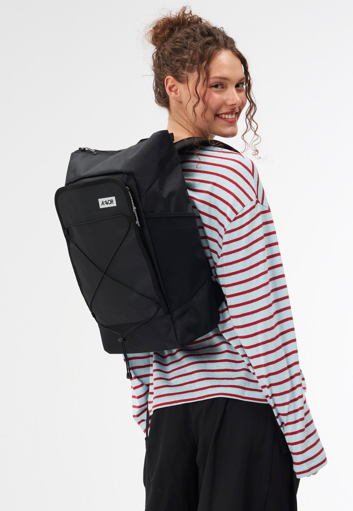 AEVOR Day Pack FLX Proof Black Zaino
