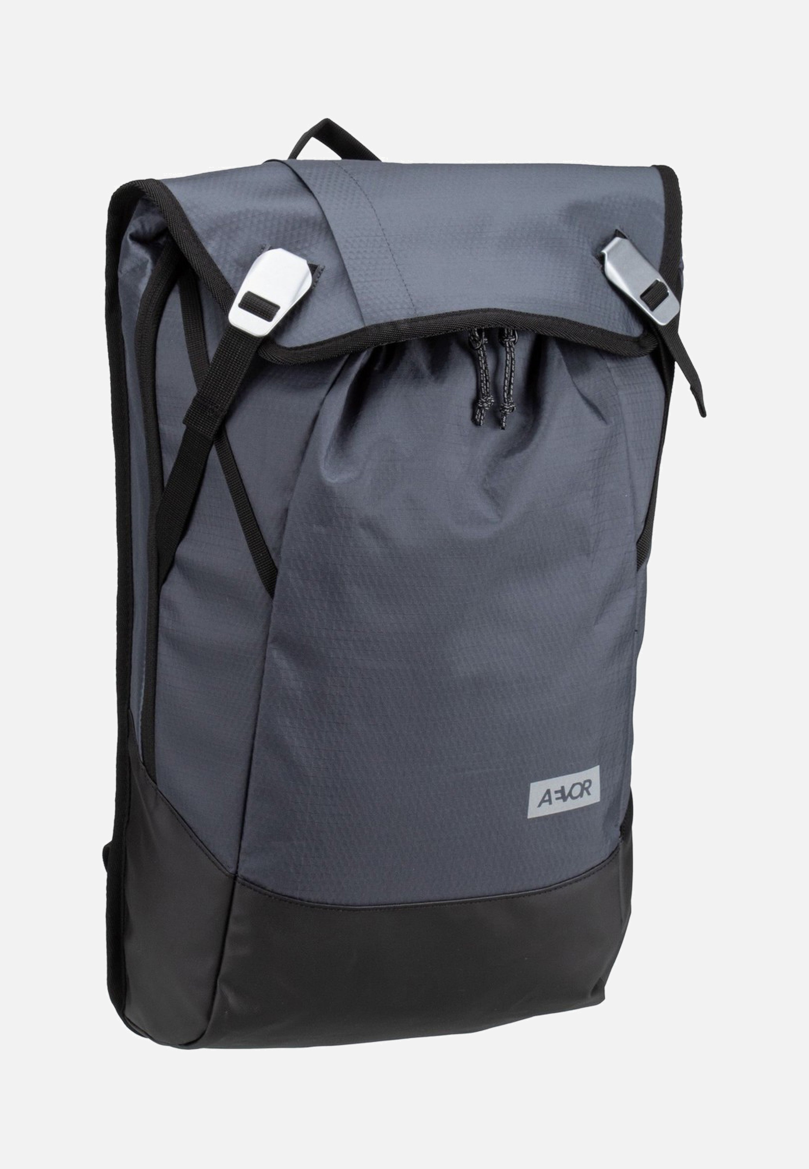 AEVOR - Daypack Proof Petrol - Backpack | Neutral-Image