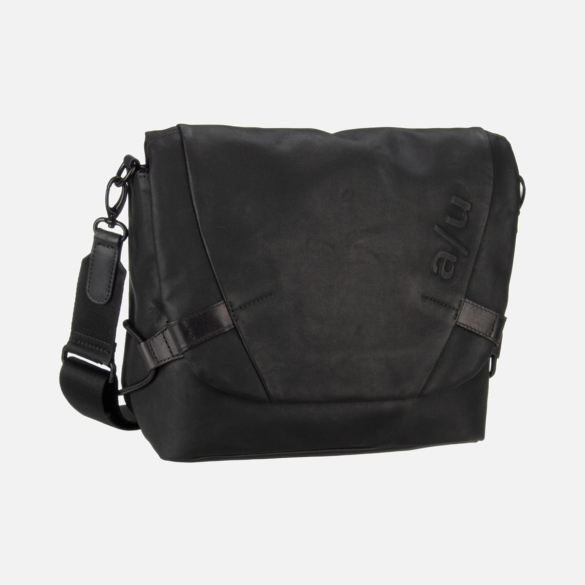 aunts & uncles Sendai Black - Messenger Bag | Sakoi