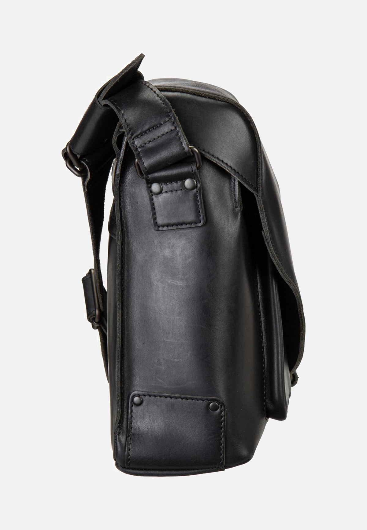 aunts & uncles Medium Judd Black Messenger Bag