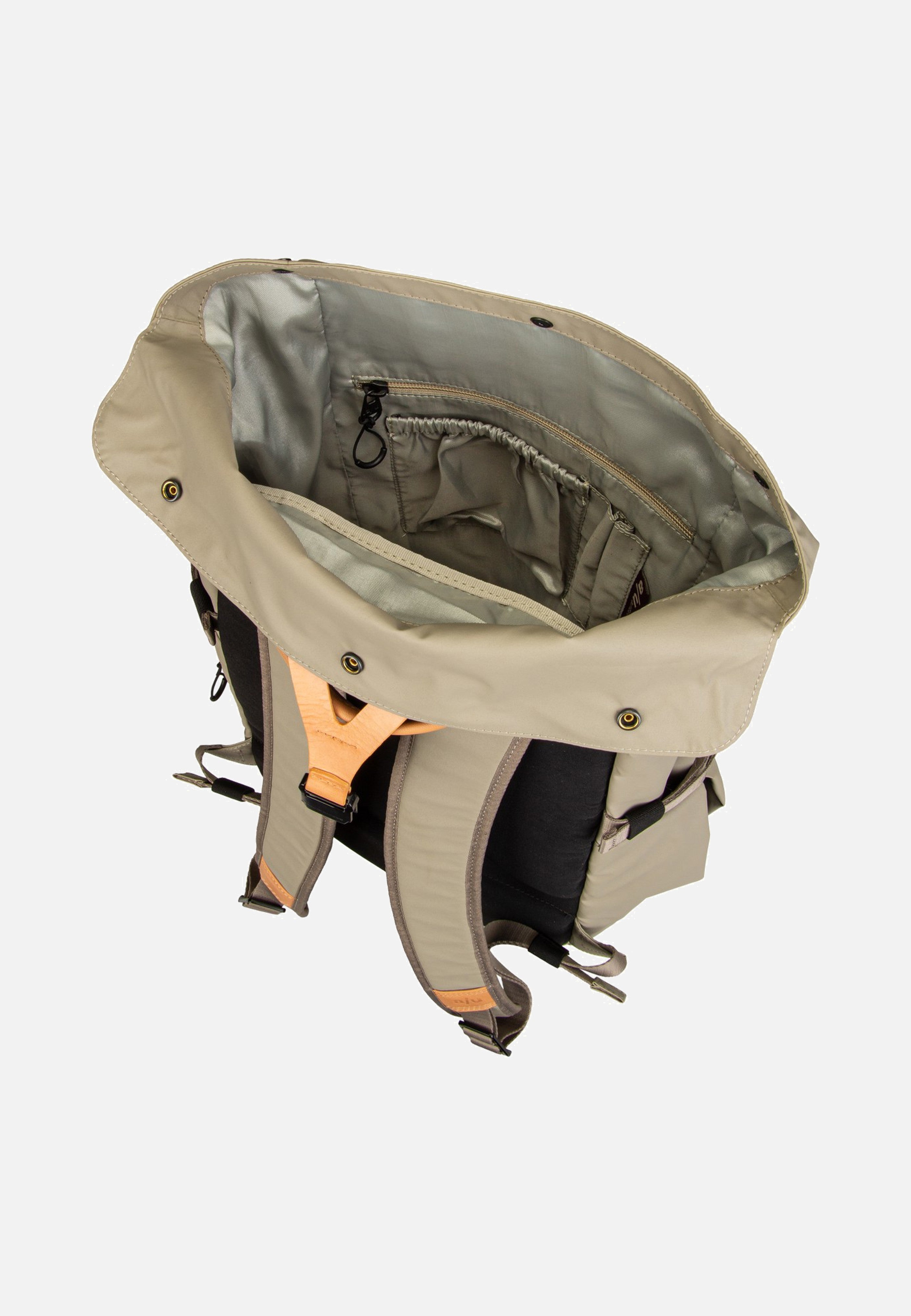 aunts & uncles Tokachi RE Driftwood Backpack