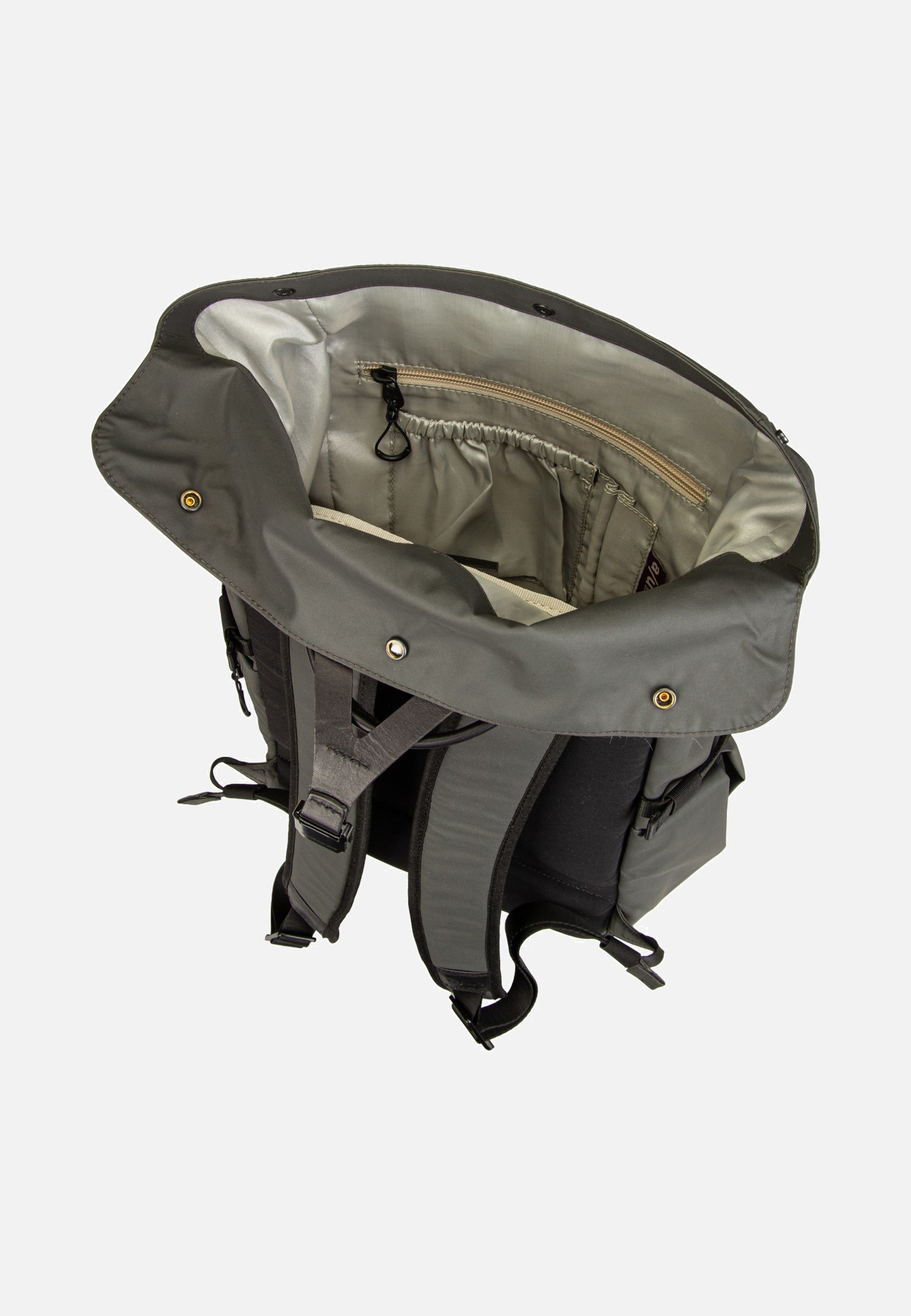 aunts & uncles Tokachi RE Volcanic Ash Backpack