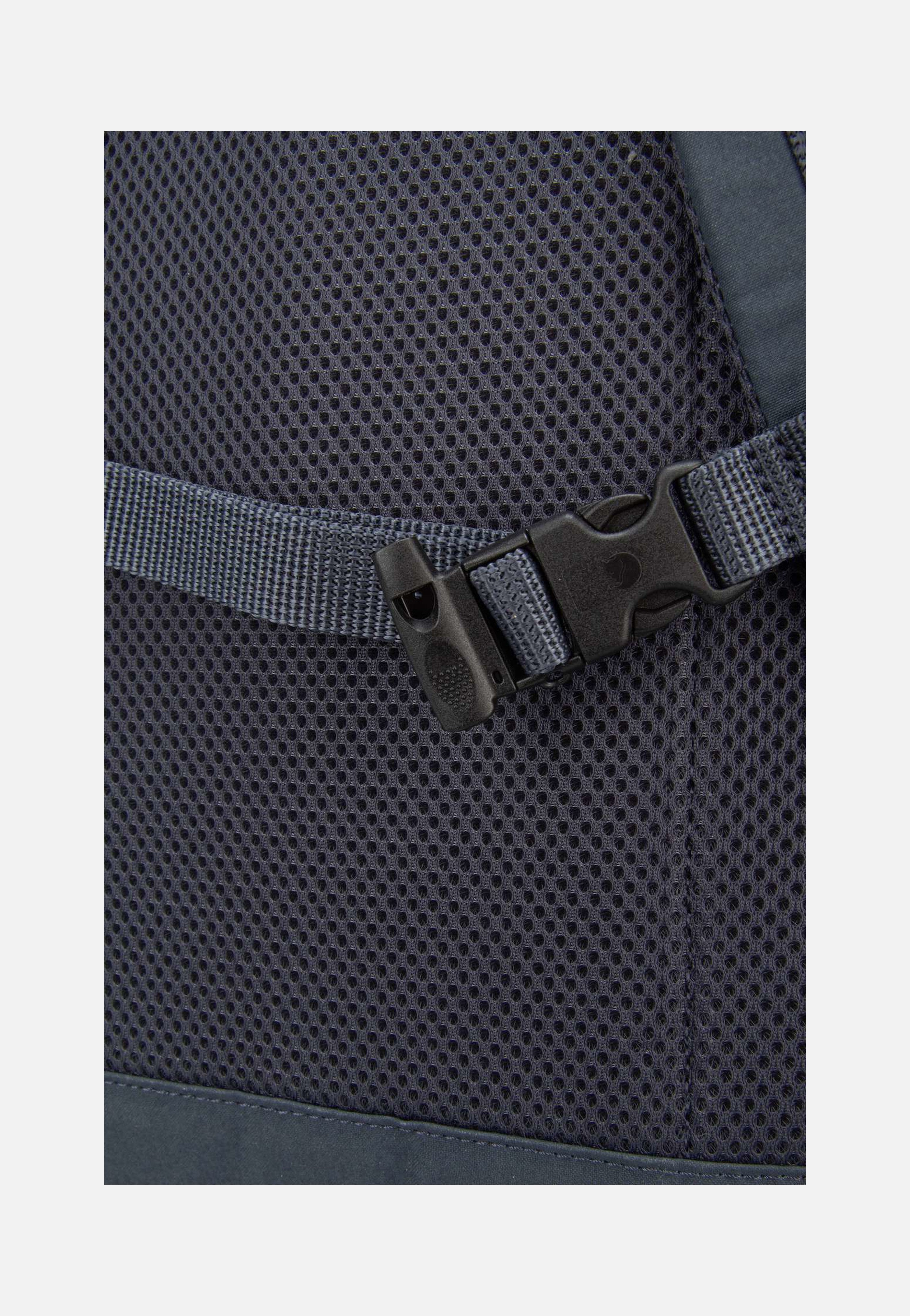 Fjällräven - Kanken Outlong Navy - Backpack | Neutral-Image