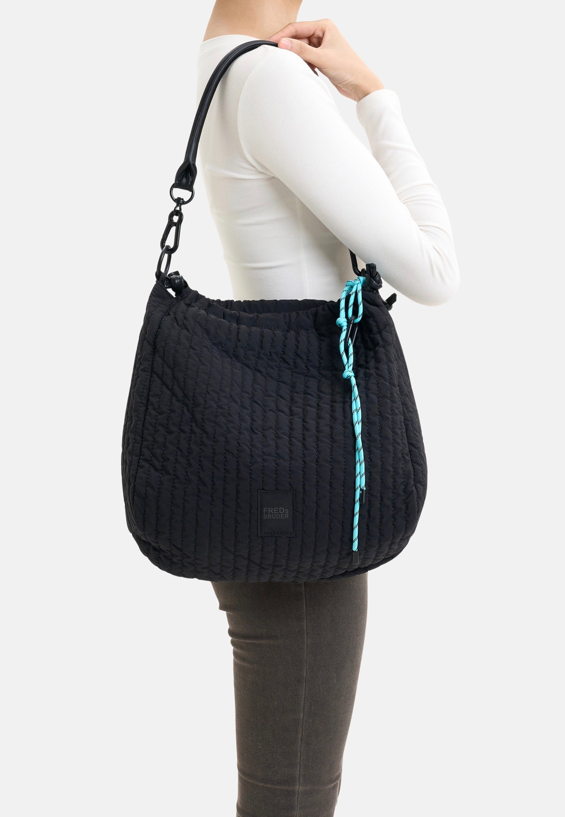 Fredsbruder Just Flow Hobo Black Hobo Bag