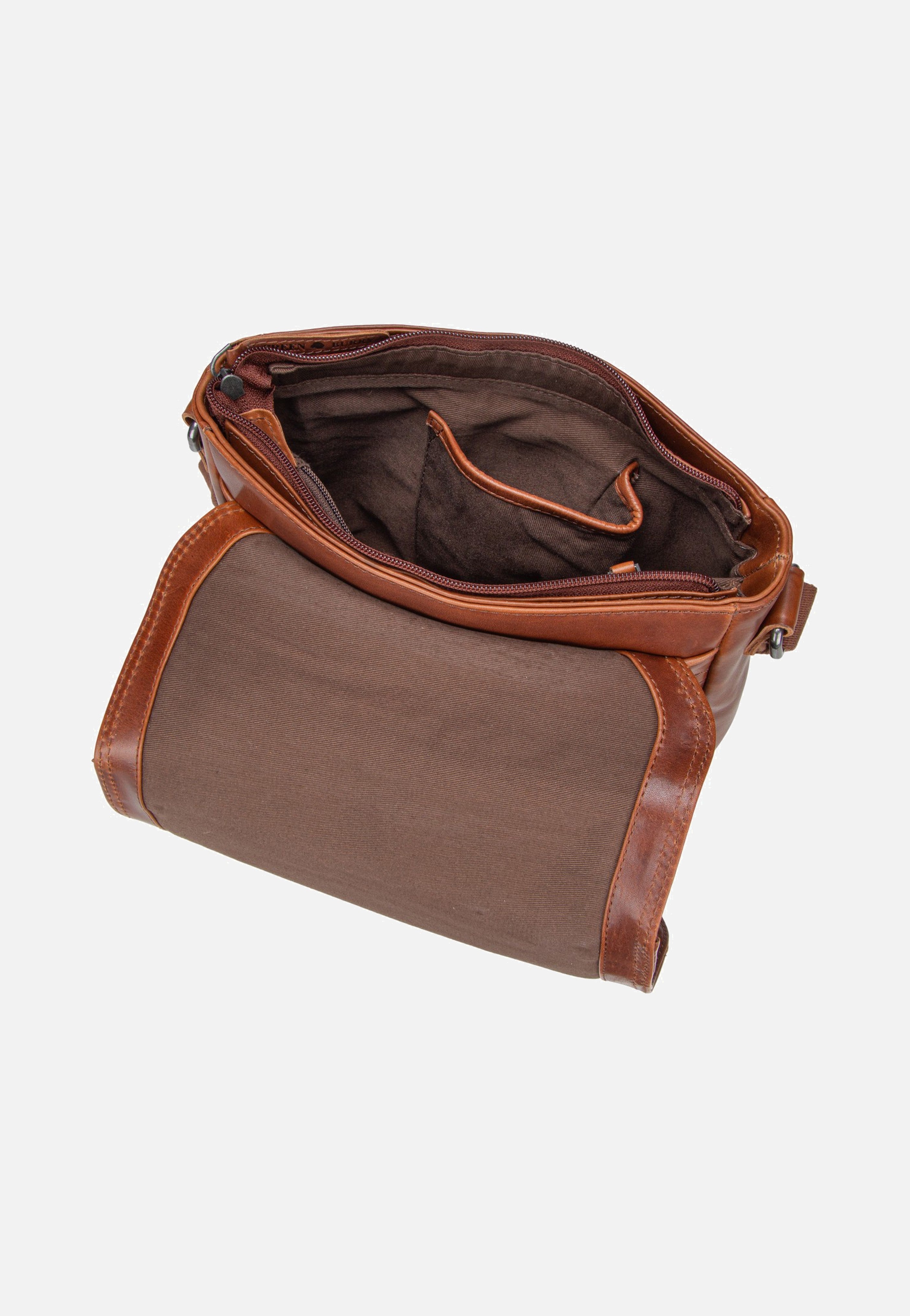Greenburry - Waxy Vintage Crossbody Bag Tobacco Nut - Crossbody Bag | Neutral-Image
