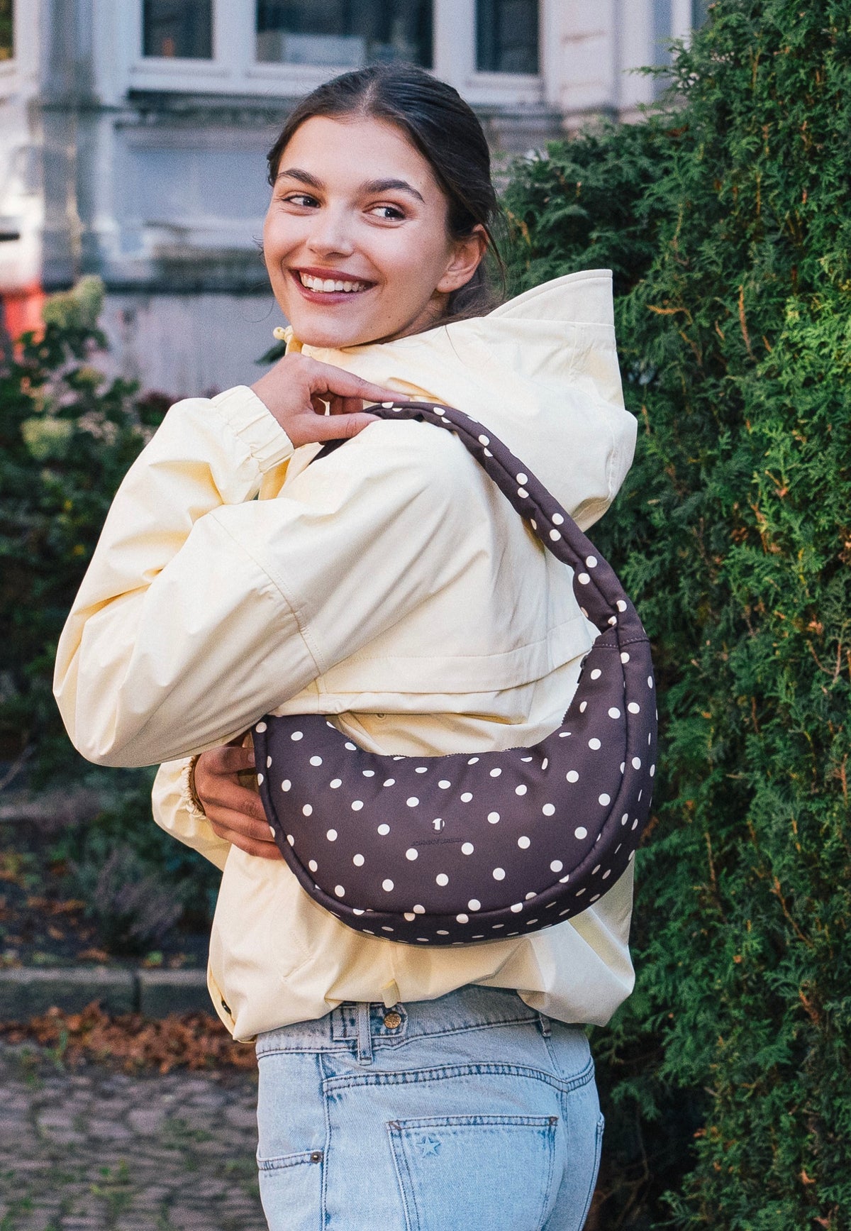 Johnny Urban Lou Medium Brown Polka Dots Schoudertas