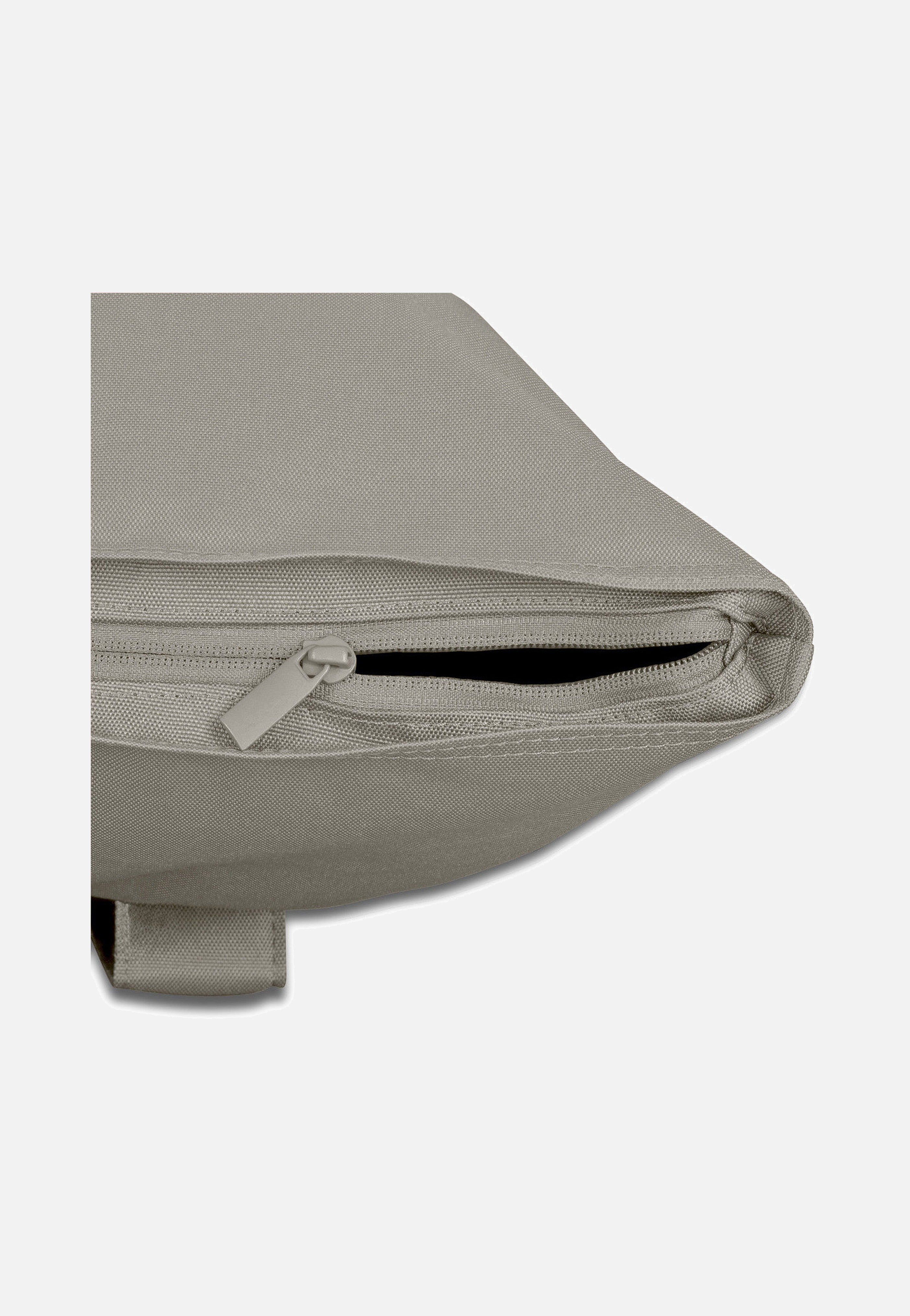 Johnny Urban - Robin Large Wüstengrau - Rolltop Backpack | Neutral-Image